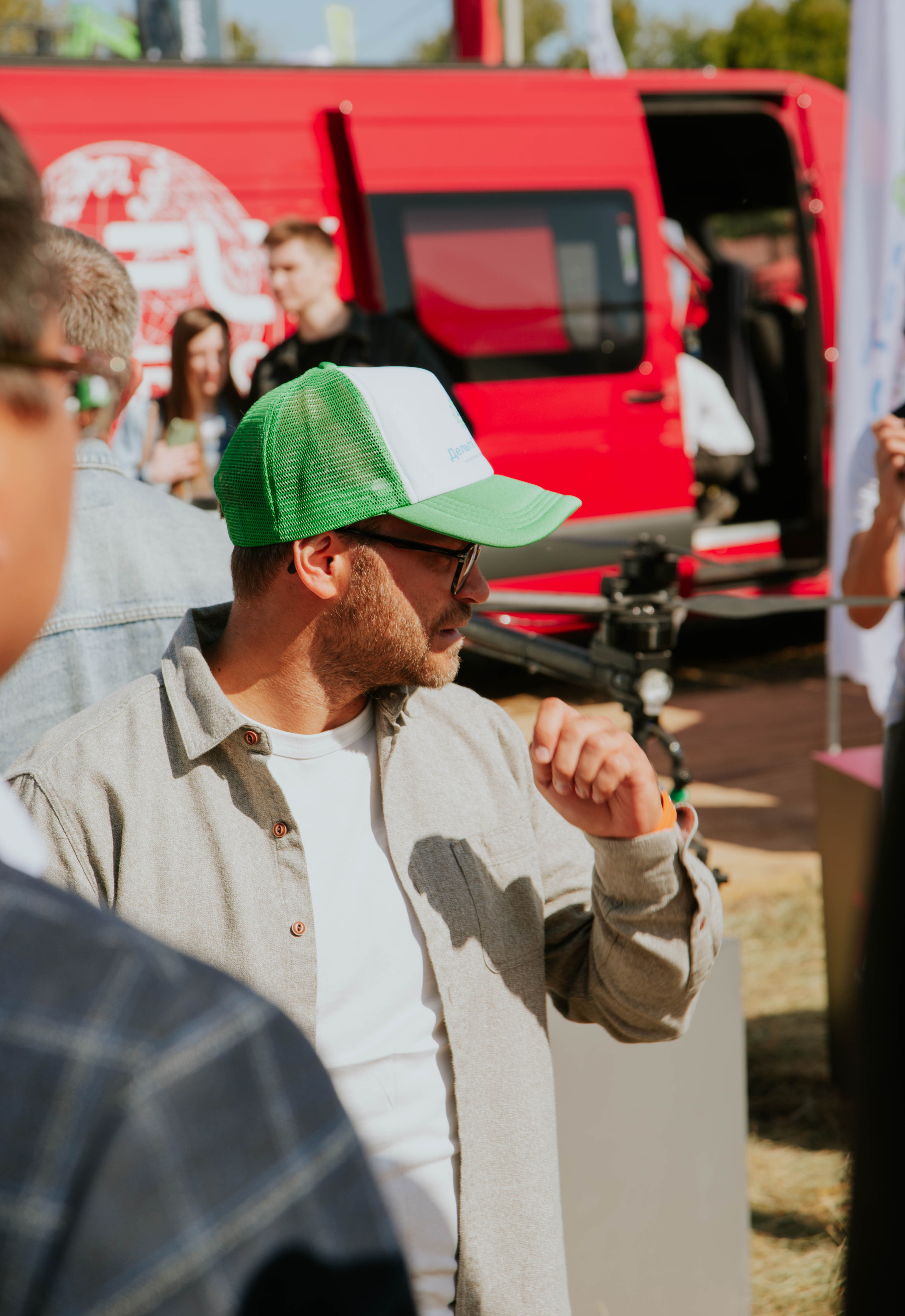 Компания «Транспорт будущего» на промышленной выставке. Ксения Glossa. Портретный и репортажный фотограф в Самаре