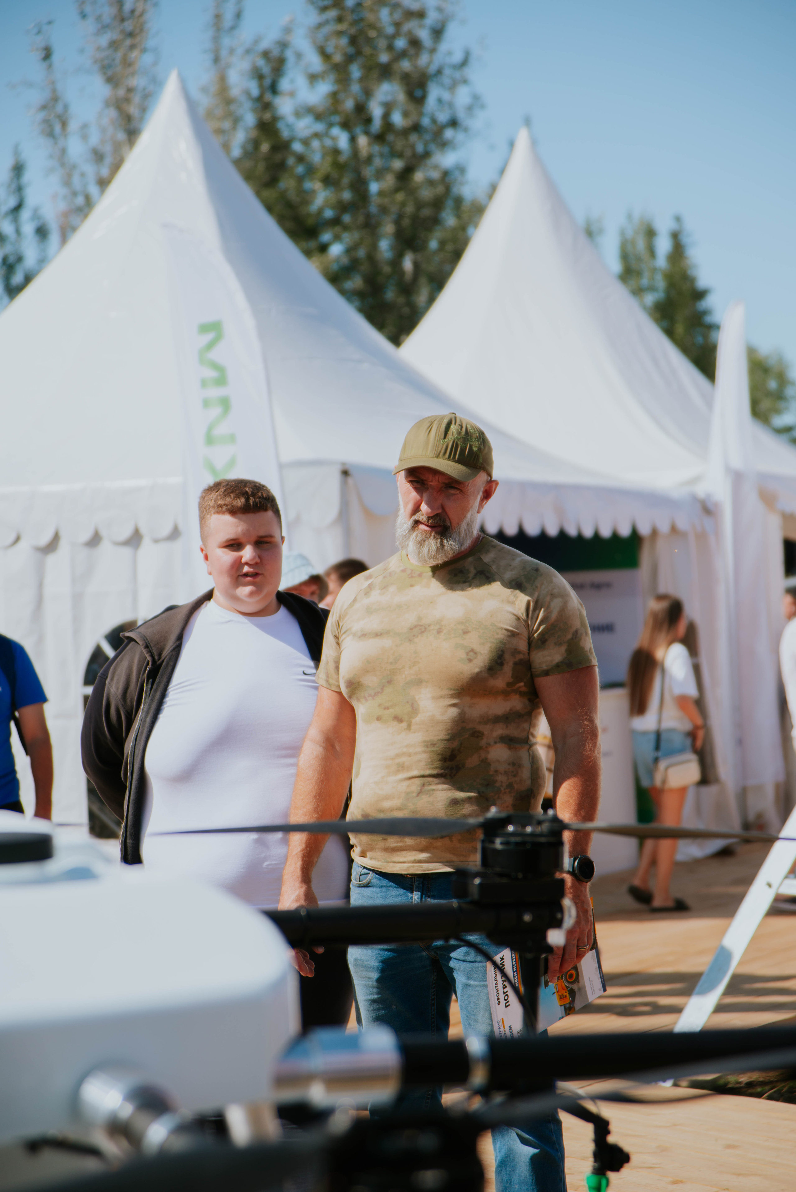 Компания «Транспорт будущего» на промышленной выставке. Ксения Glossa. Портретный и репортажный фотограф в Самаре