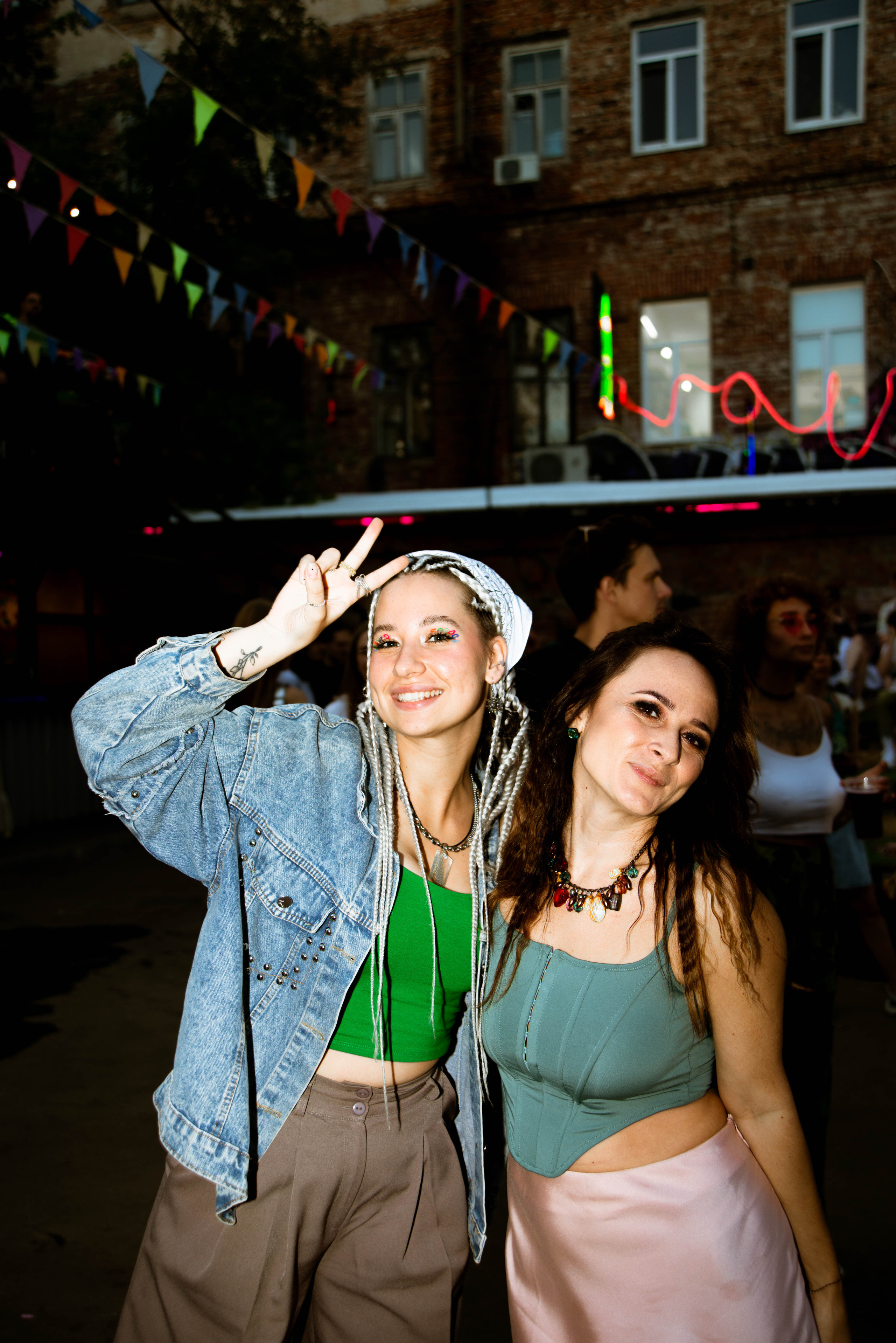 Вечеринка в баре «Вечно молодой». Ксения Glossa. Портретный и репортажный фотограф в Самаре