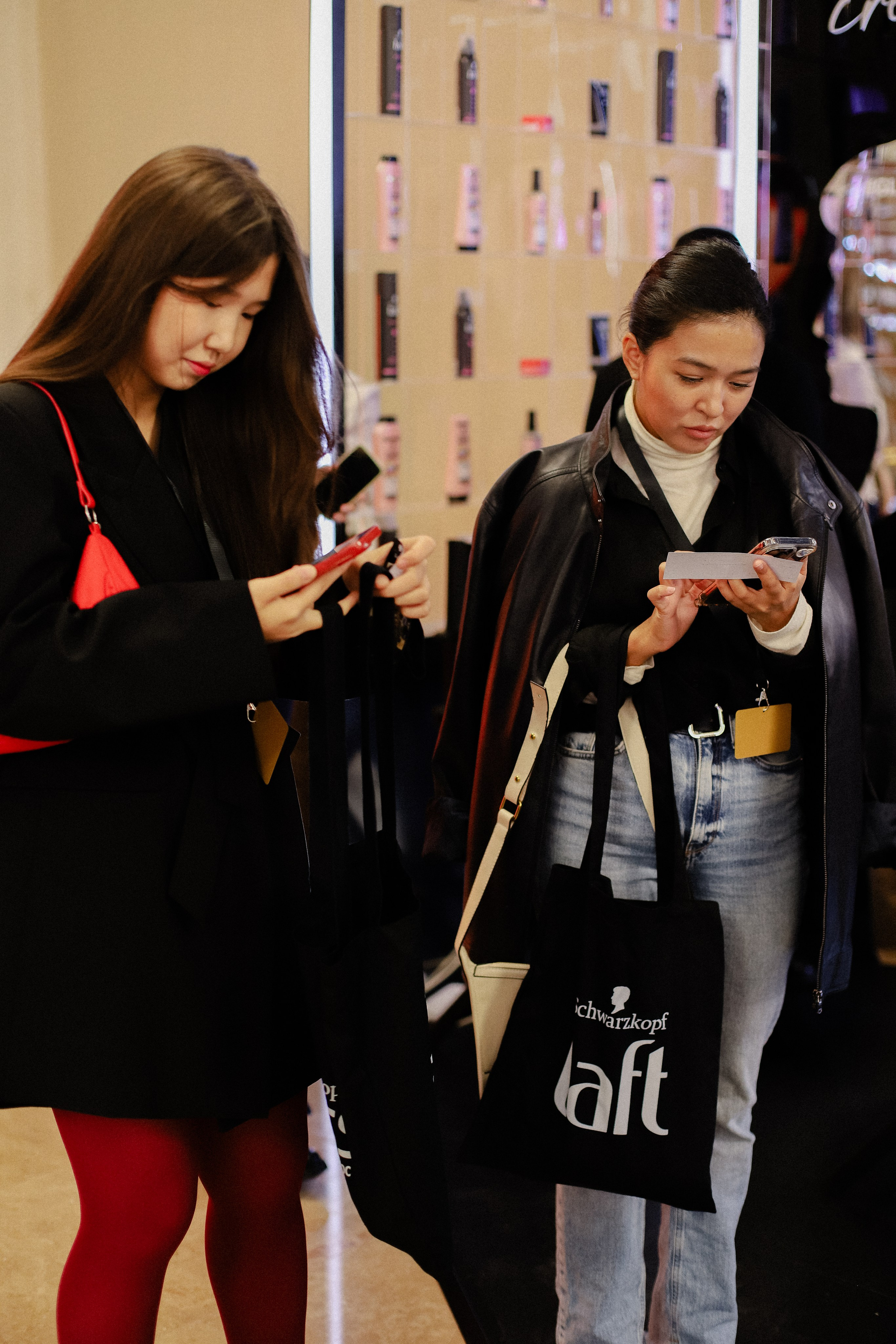 16.10 FWA зона Schwarzkopf и Perwoll. Фотограф в Алматы и Москве Даша Пушкина