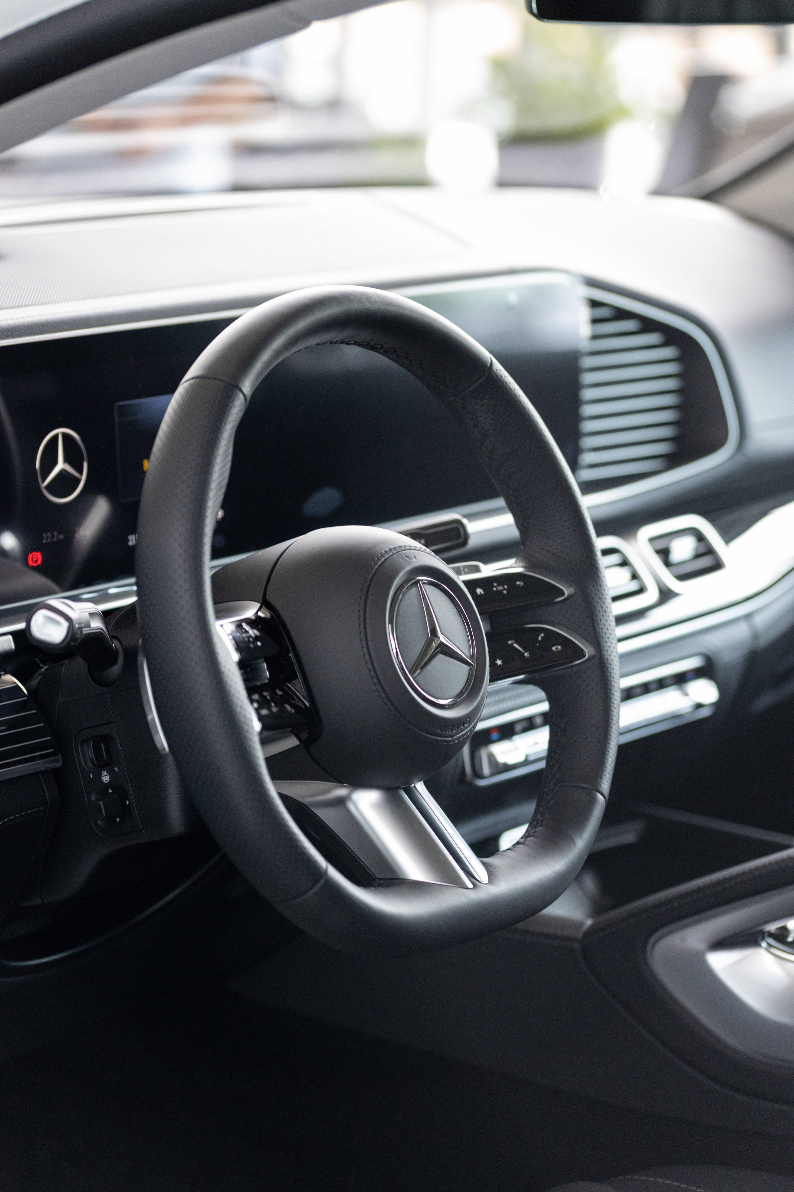 Автомобили Mercedes Benz. Коммерческий фотограф в Алматы Марина Милис. Съёмка для брендов, компаний и проектов