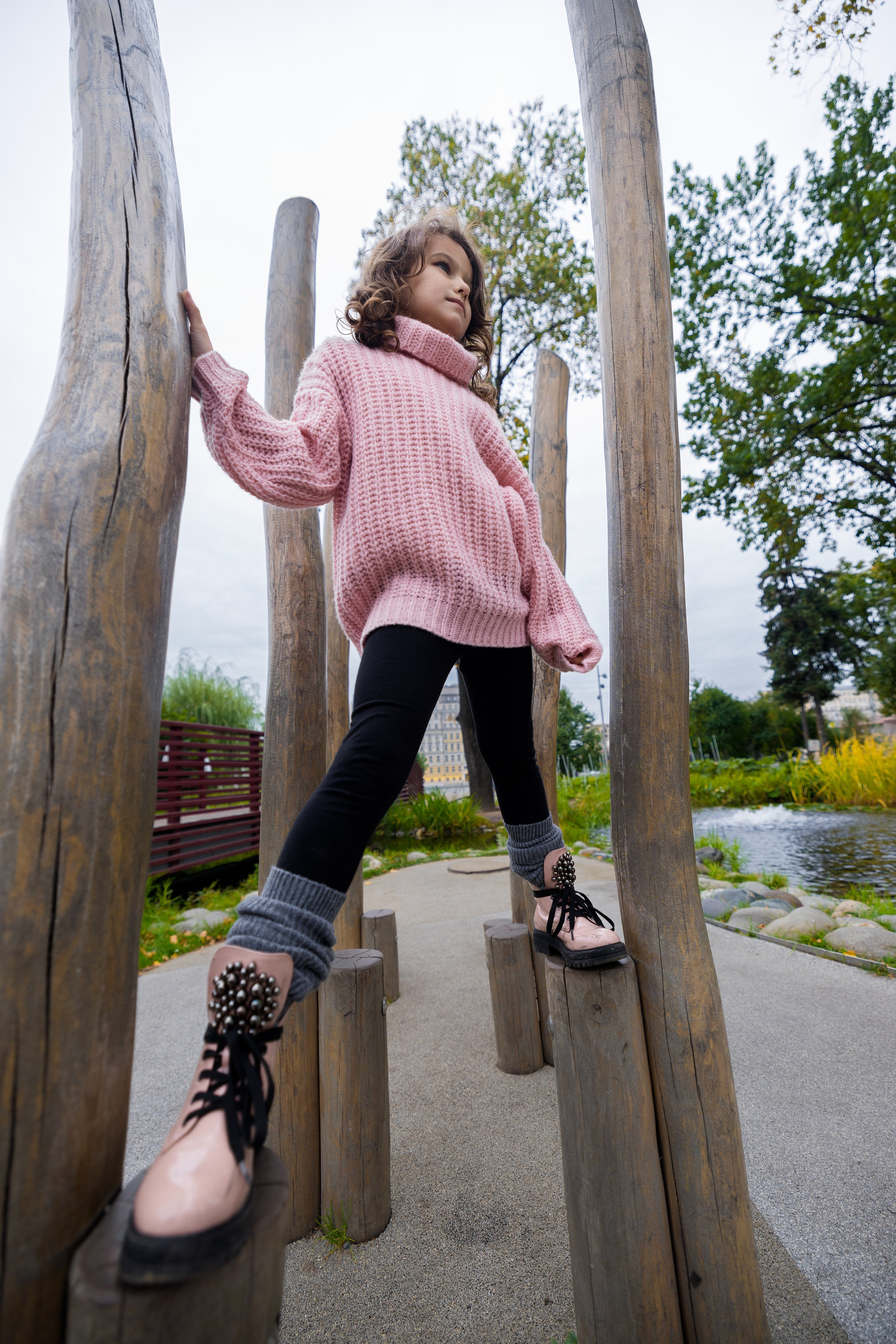 Модельное портфолио улица (детское). Photomantis