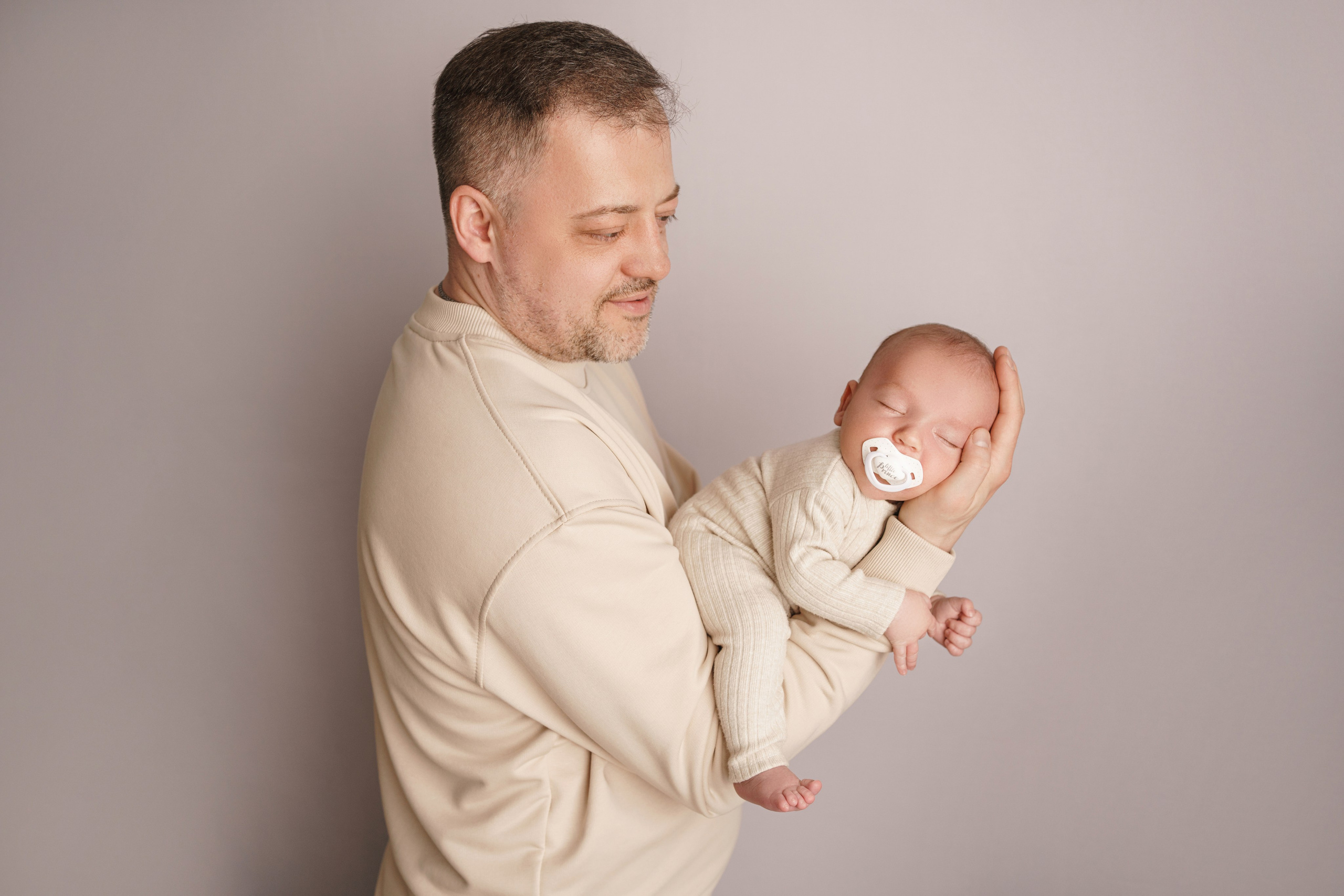 Лайф-съемка новорожденных | Первые семейные фото с малышом в Москве и МО. Фотосессия новорожденных в Москве и Московской области | Профессиональный фотограф newborn — Татьяна Иванова