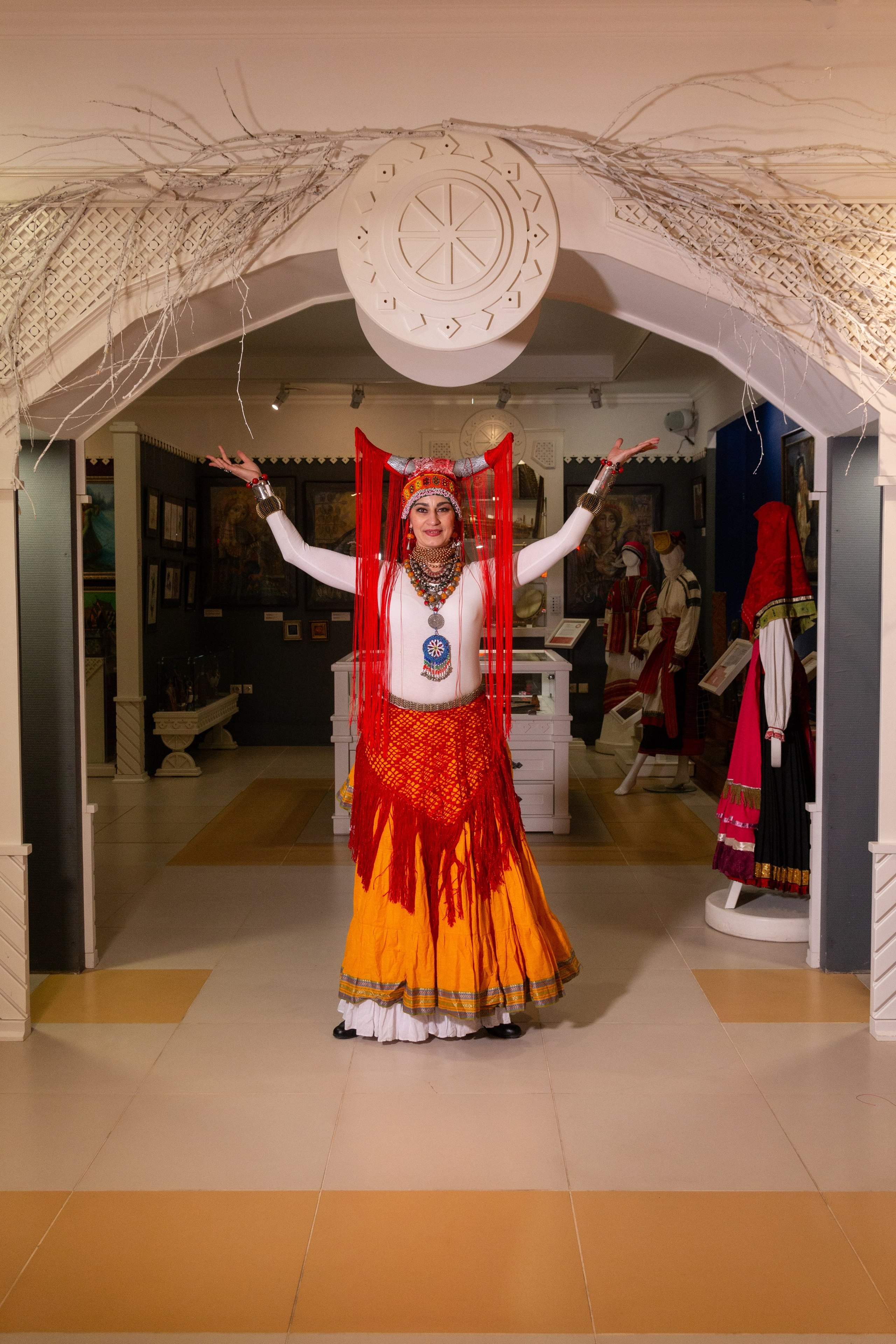Танец в музее. Музей славянской мифологии. Модель Лана Чернявская. Ваш фотограф Северск | Томск