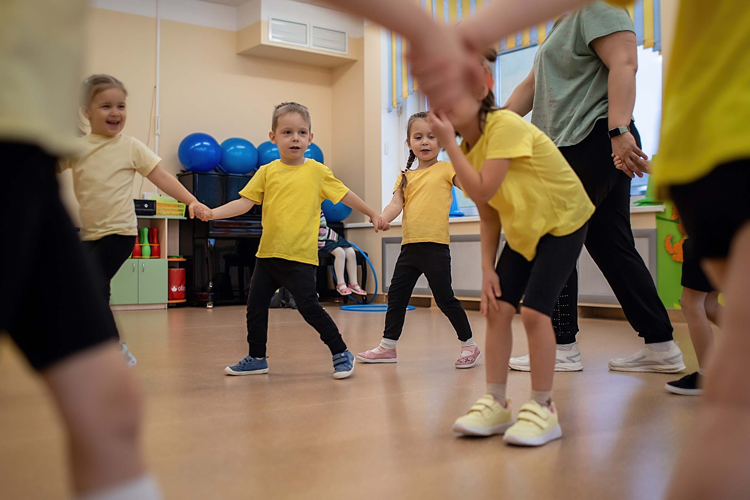 День в саду_Зима_2023 год. Семейный фотограф в Санкт-Петербурге