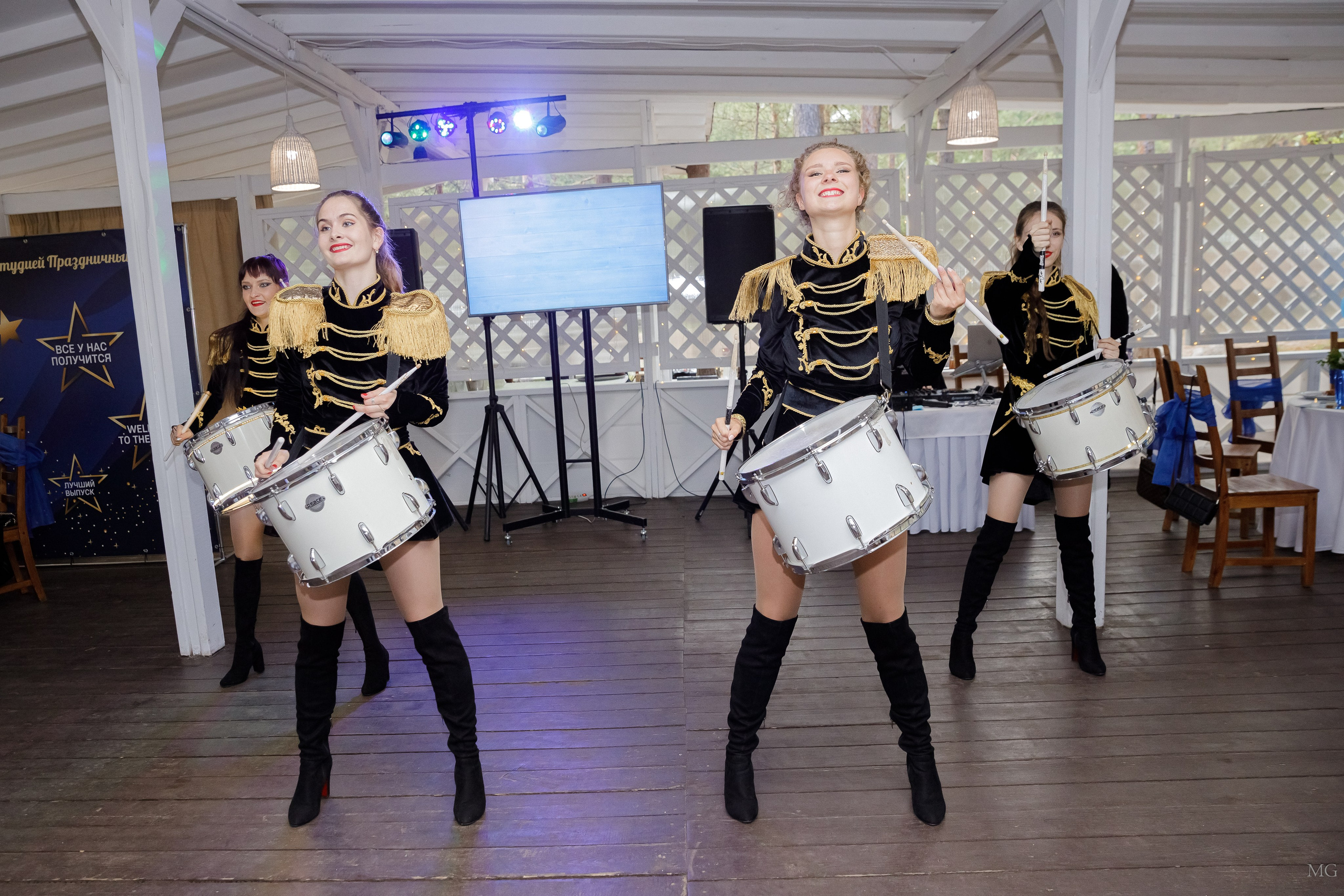 20.06.2024 Выпускной совместный Залесье. Маша Гонтарь Семейный домашний репортажный фотограф в Санкт-Петербурге