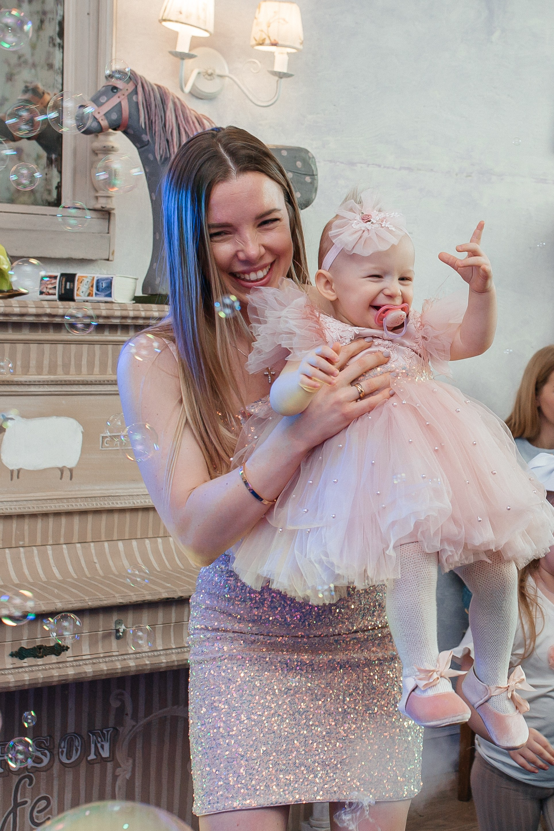 Детская фотосессия на День рождения. Фото Радости. Свадебный и семейный фотограф в Москве Юлия Самойлова