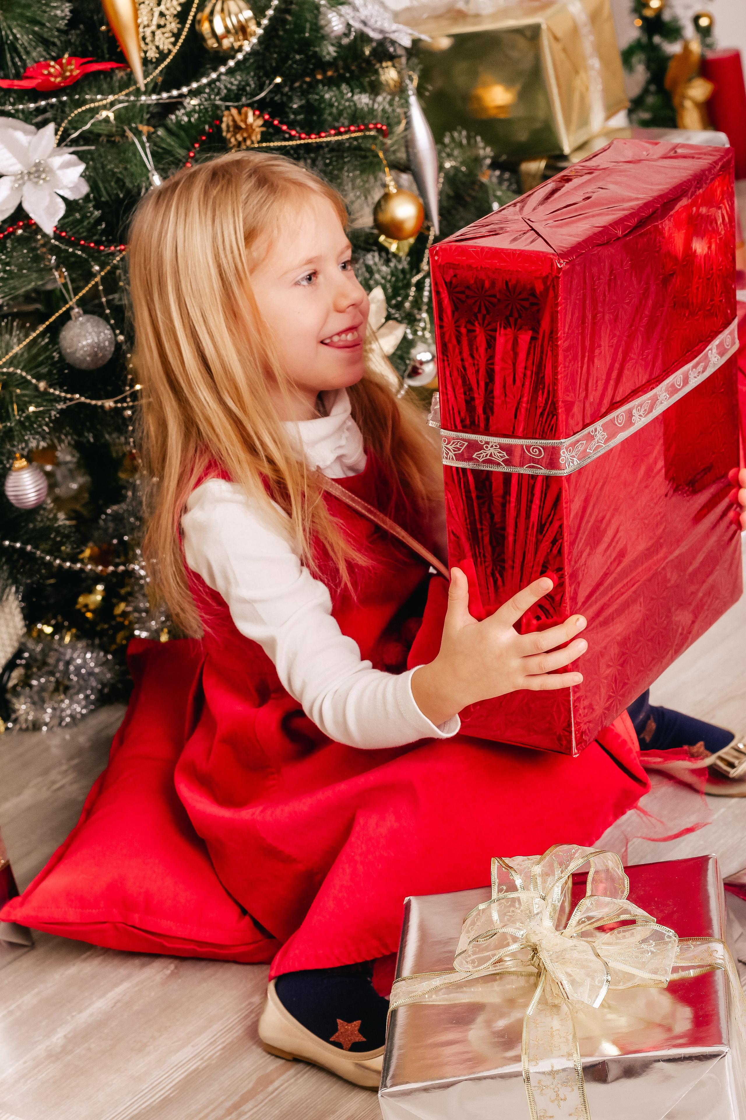 Полина, Глеб, Таисия. Главная