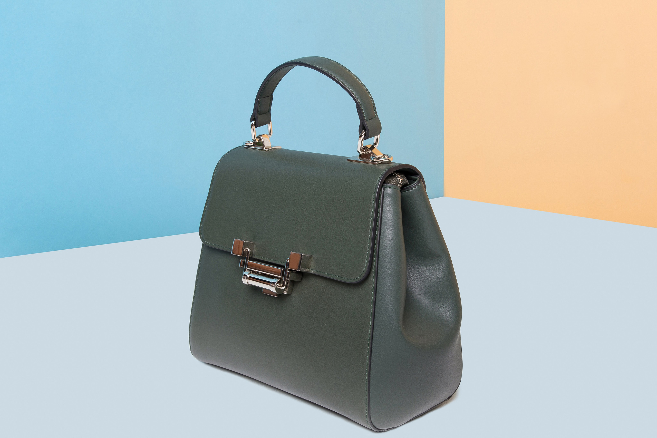 Выездное. Предметный фотограф Артём Йома