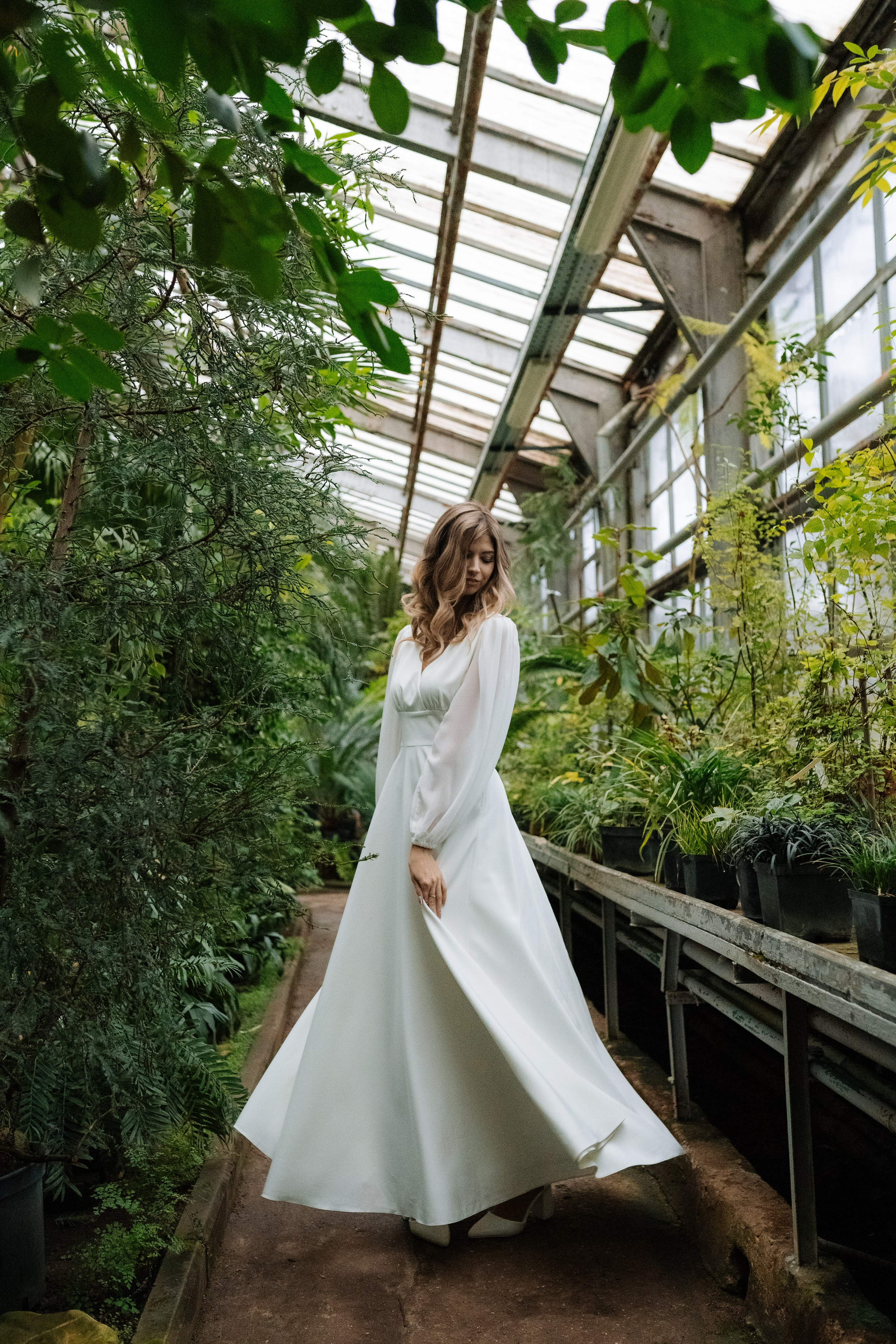 Свадебная фотосессия в оранжерее, Москва. Свадебный фотограф в Москве Анна Полушина