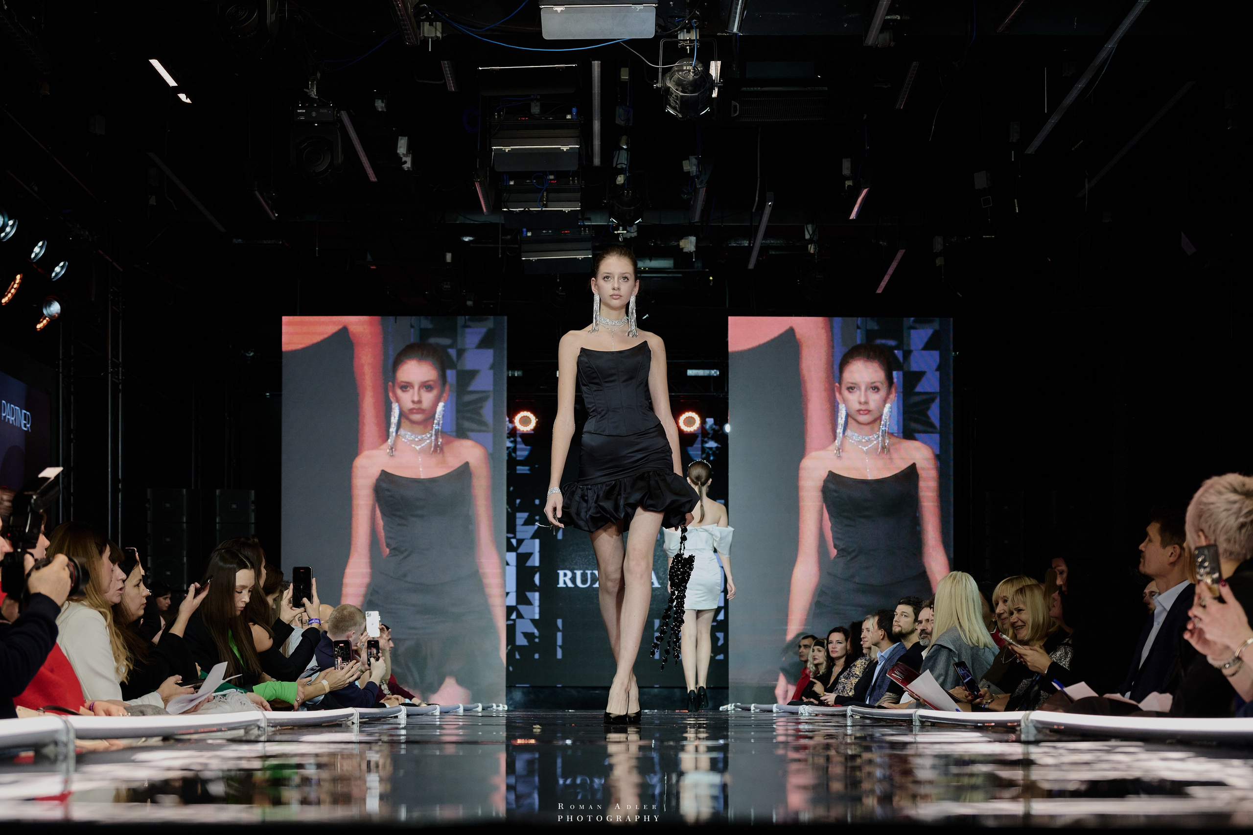 МКММ 2024. Фотограф Роман Адлер