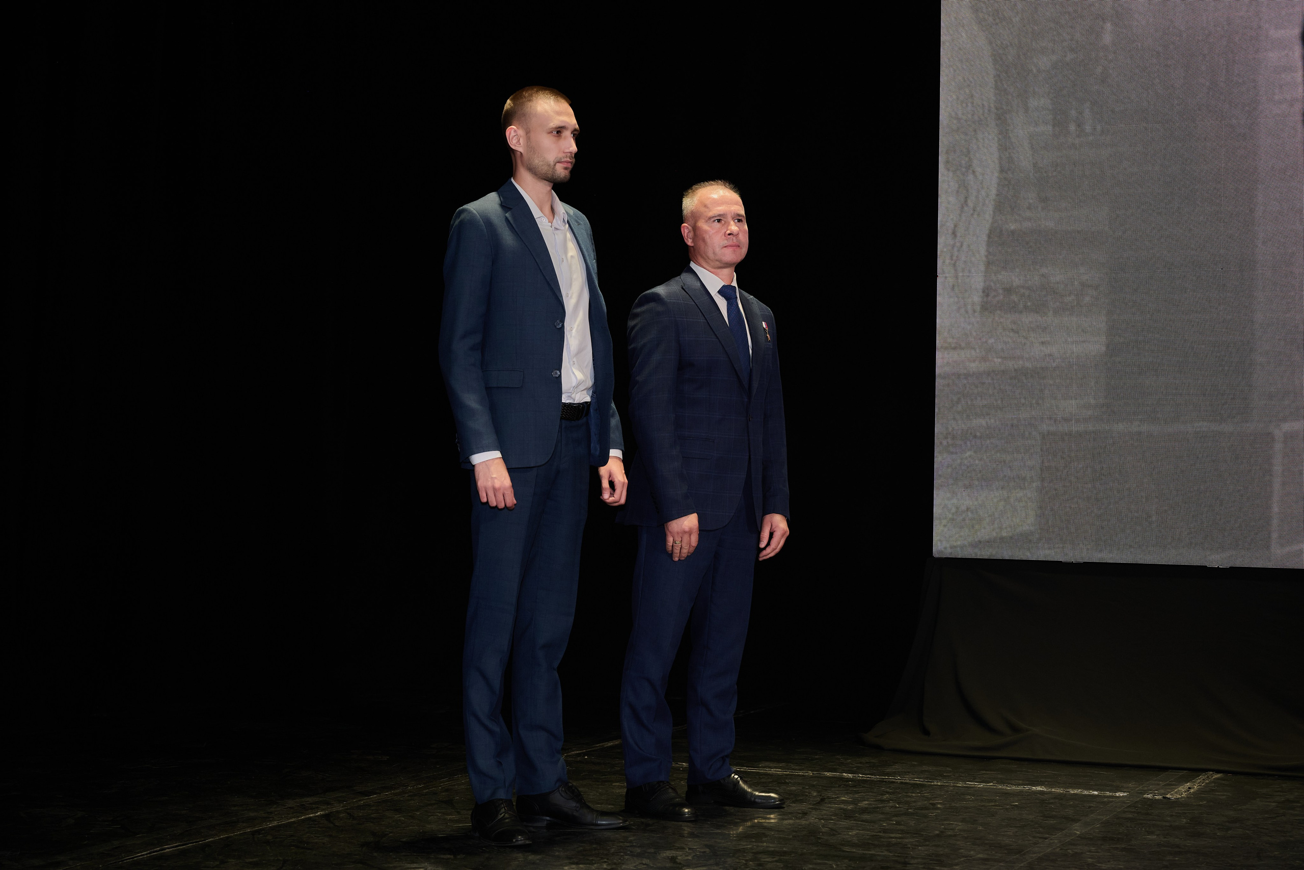 Церемония награждения медалями «Память Героев Отечества». Фотограф Роман Адлер