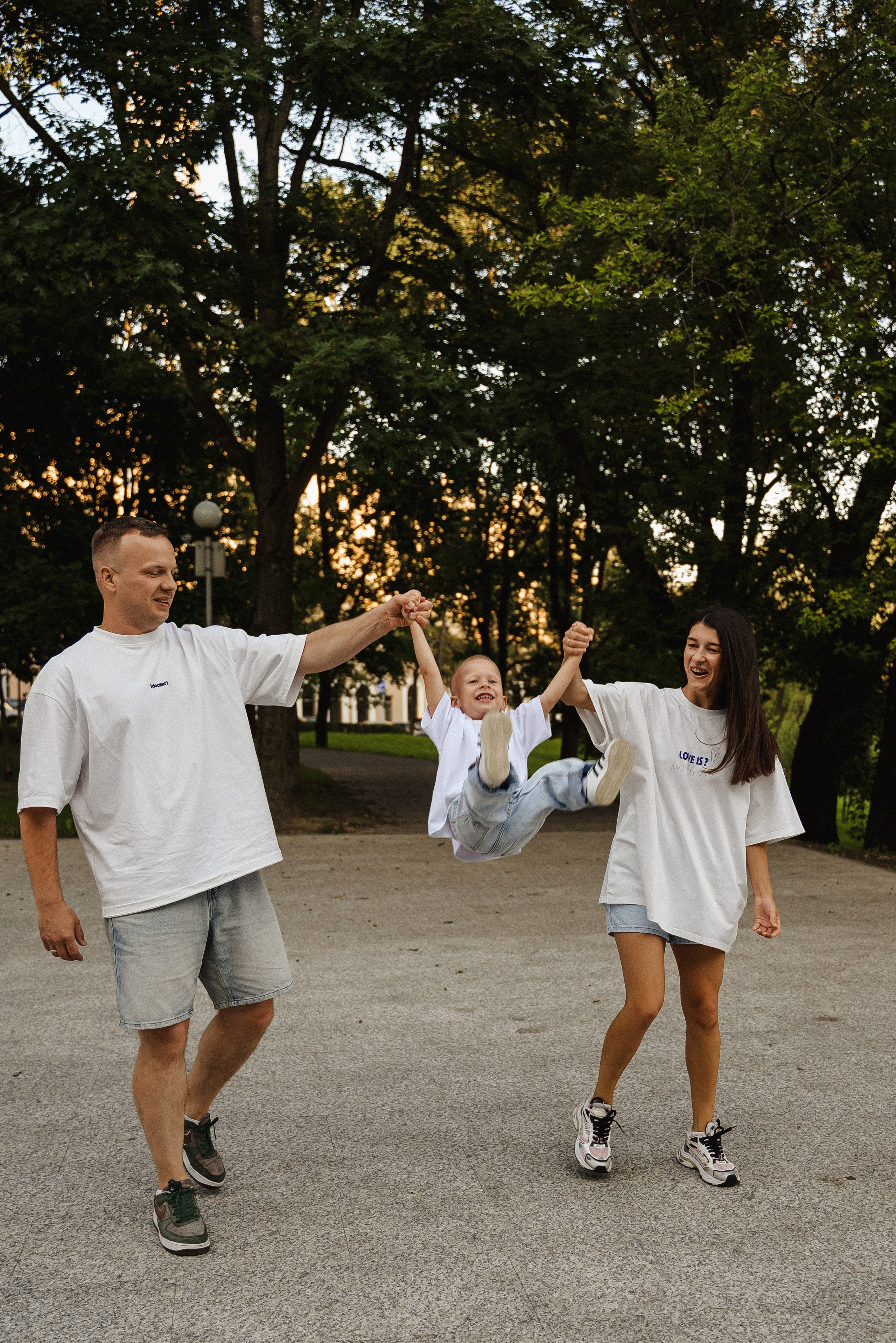 Никита, Настя и Лев. Свадебный и портретный фотограф в Минске Наташа Каракулова