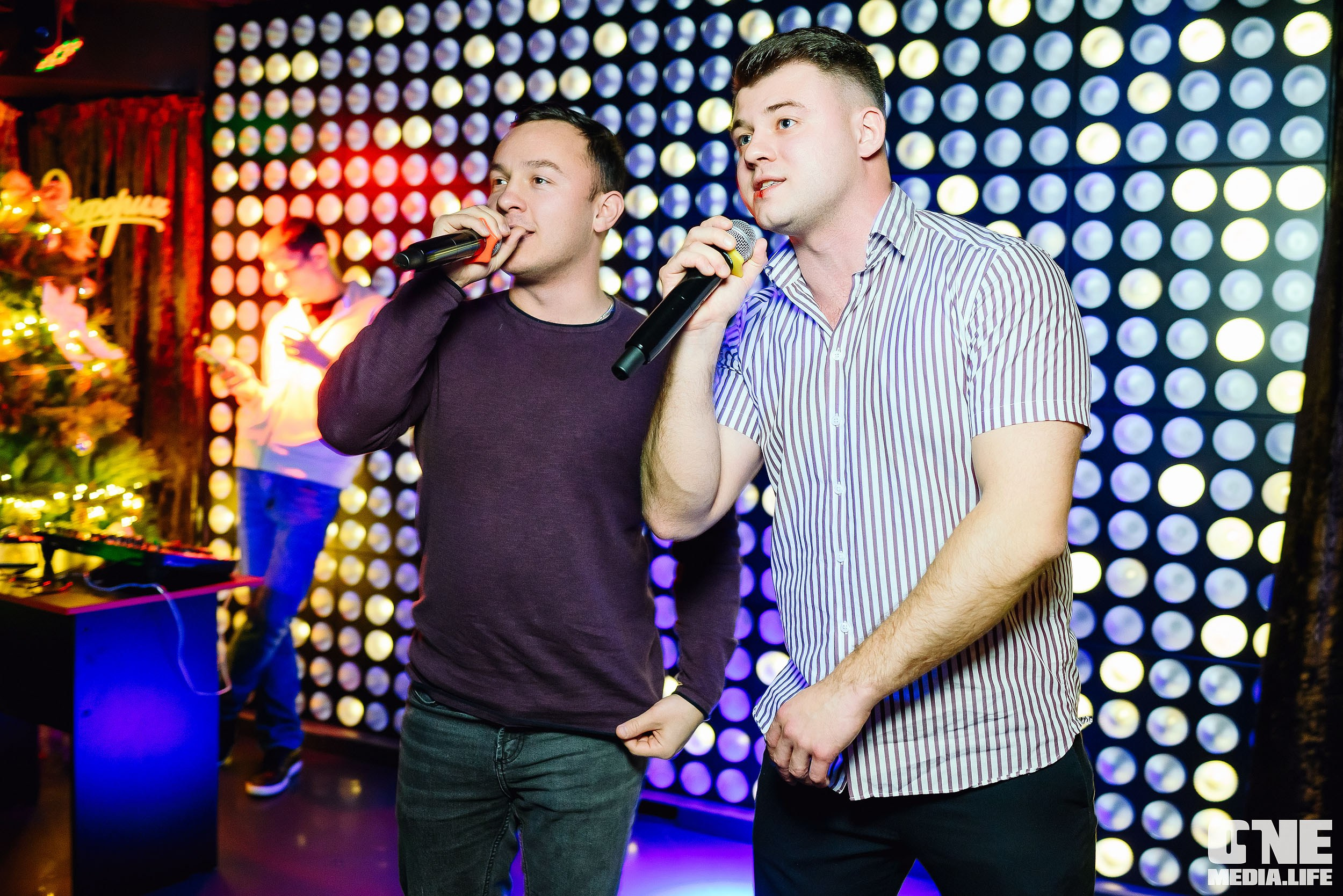 Christmas Karaoke Show в Эйфории. Часть 2. One Media Life: фоторепортажи, фотоотчеты с мероприятий и заведений
