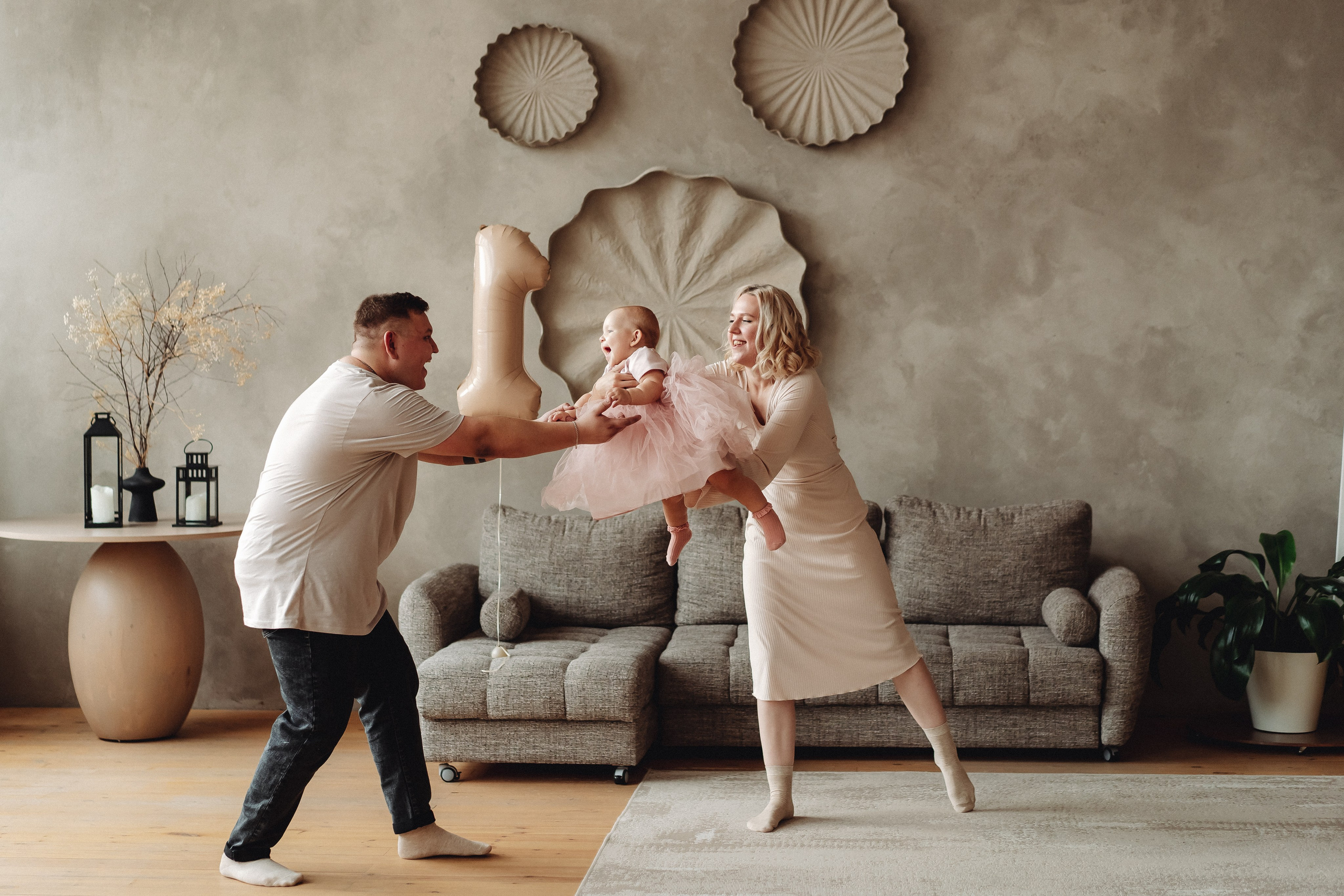 ДР в большой студии. Семейный и контент фотограф в Красноярске Власова Екатерина