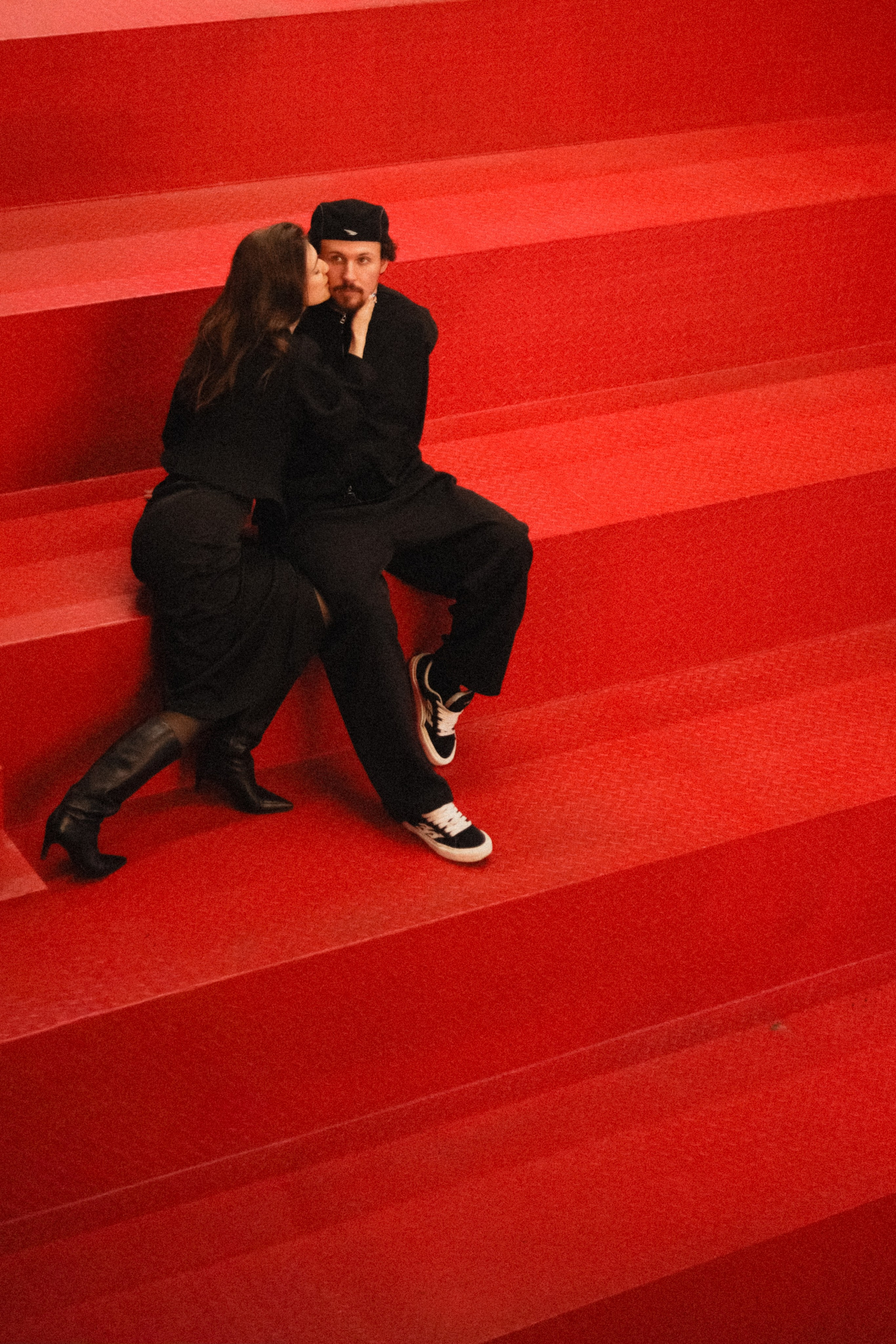 Черное на красном. Свадебный и семейный фотограф в Самаре и Москве