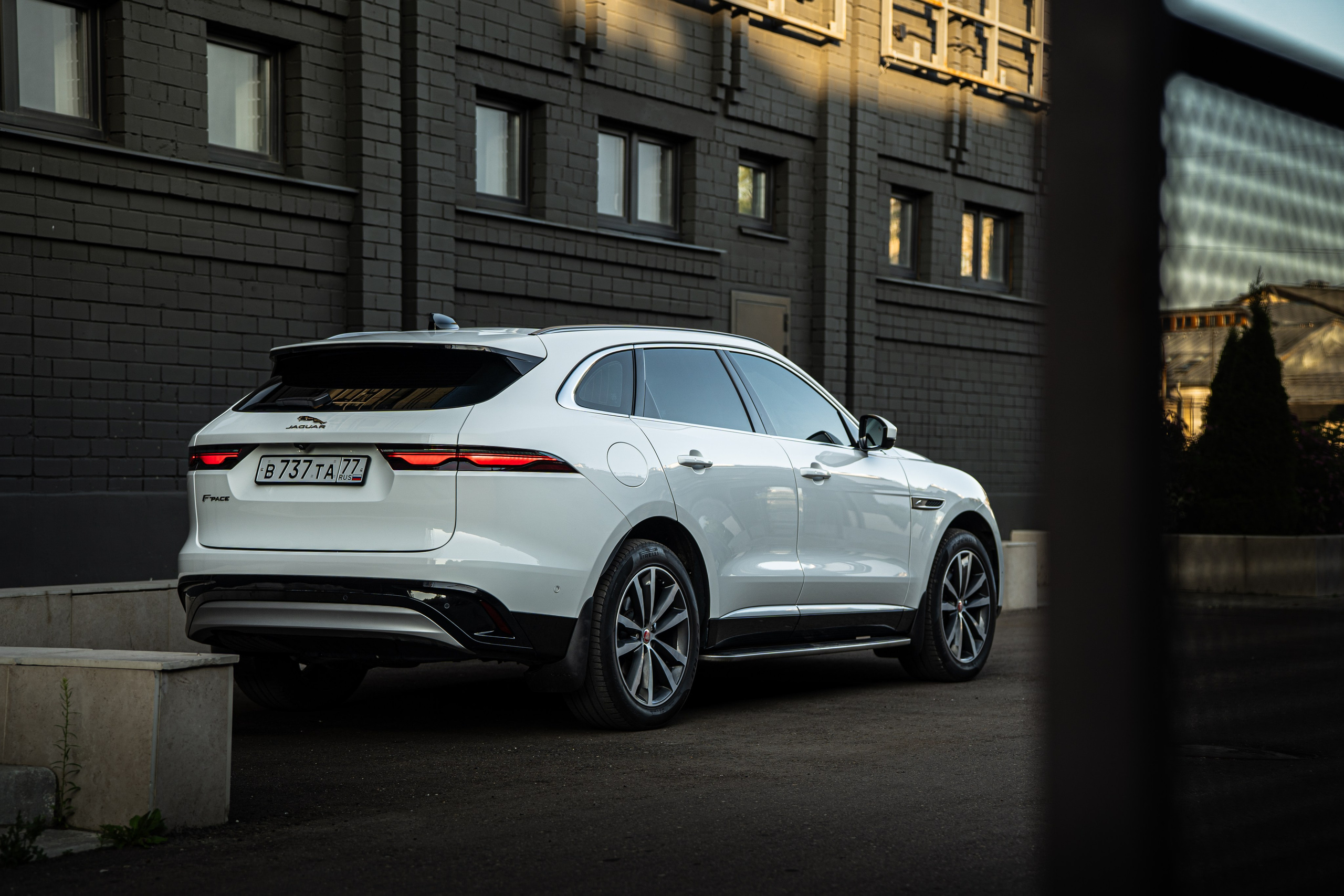 JAGUAR F-PACE. OZ Production