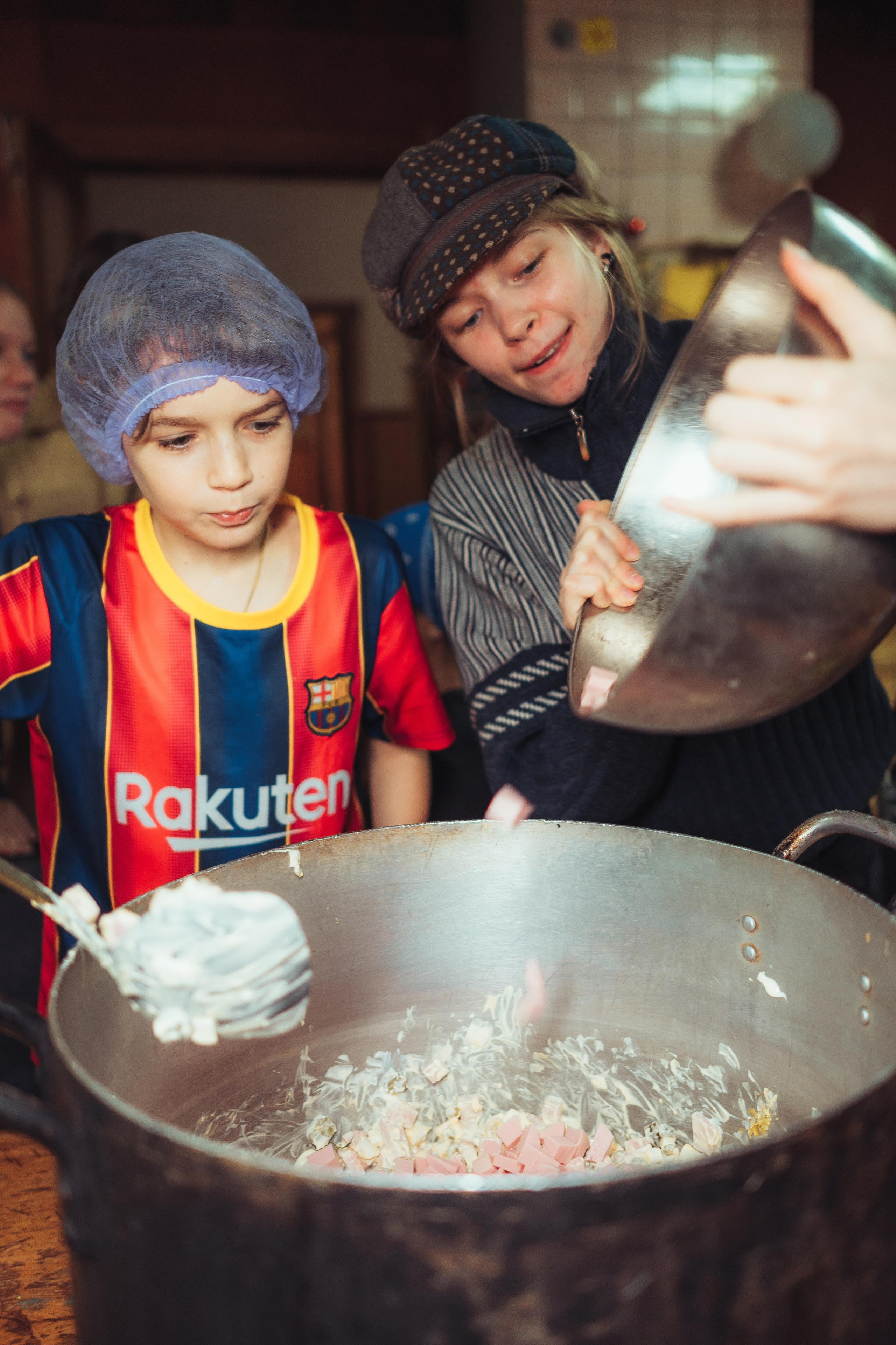 Детский лагерь — рождественская смена, 2026 год. Иван Кубик — фотограф и видеограф