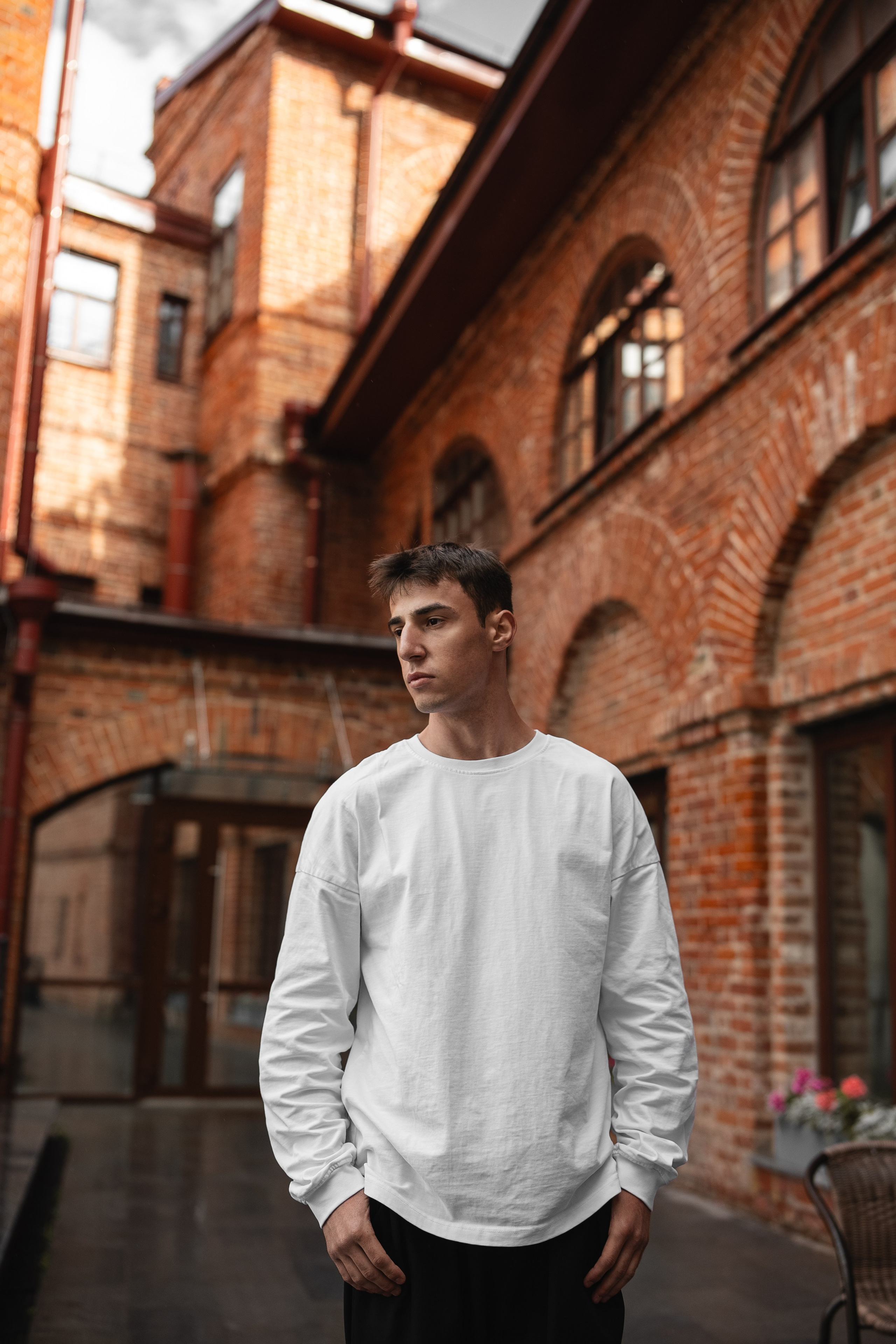 Мужская фотосессия в Казани в центре города от фотографа Алексея Клейменова