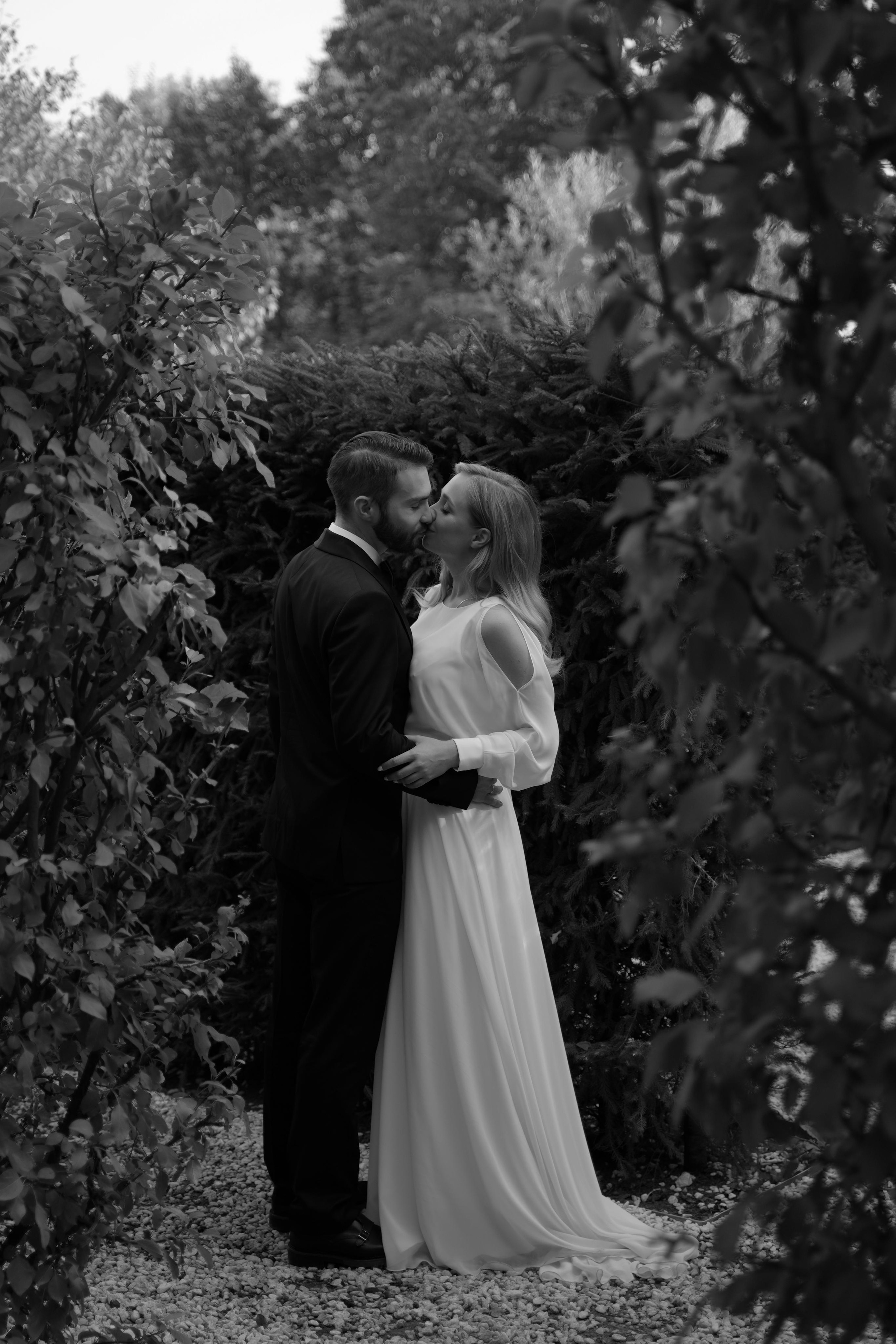 Алина и Иван. ВДНХ. Свадебный фотограф Марина Попова