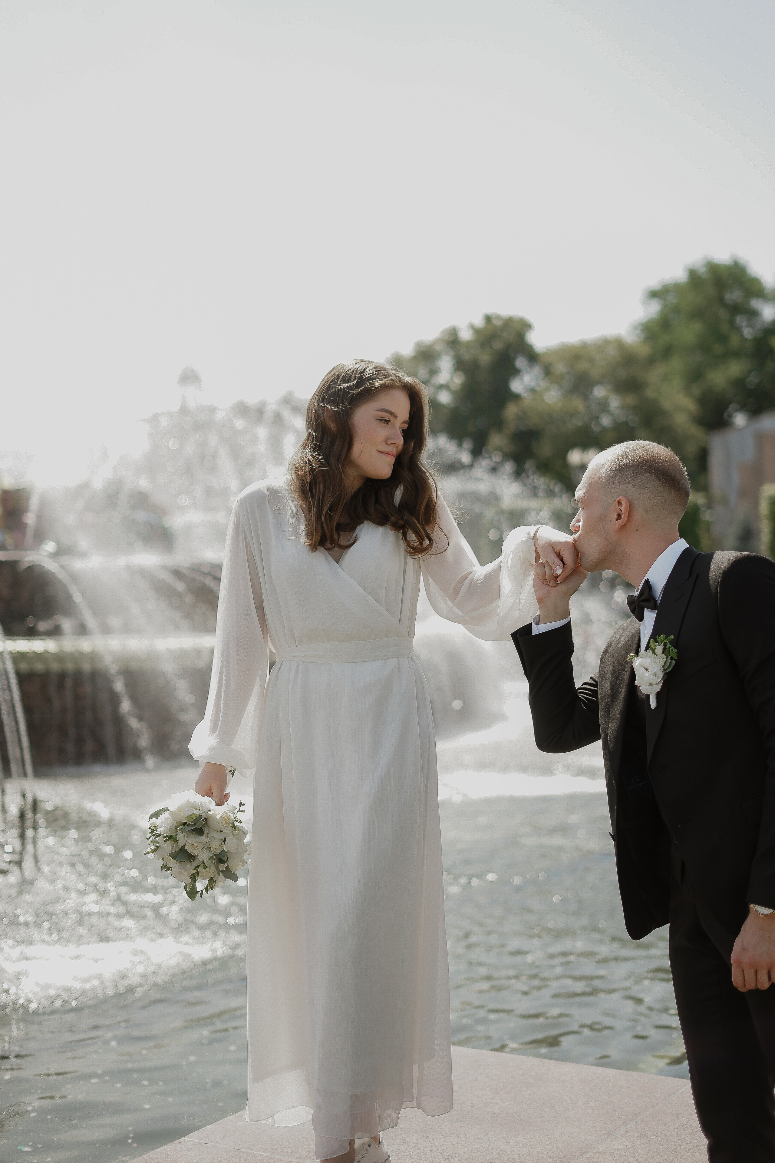 Екатерина и Никита. ВДНХ. Свадебный фотограф Марина Попова