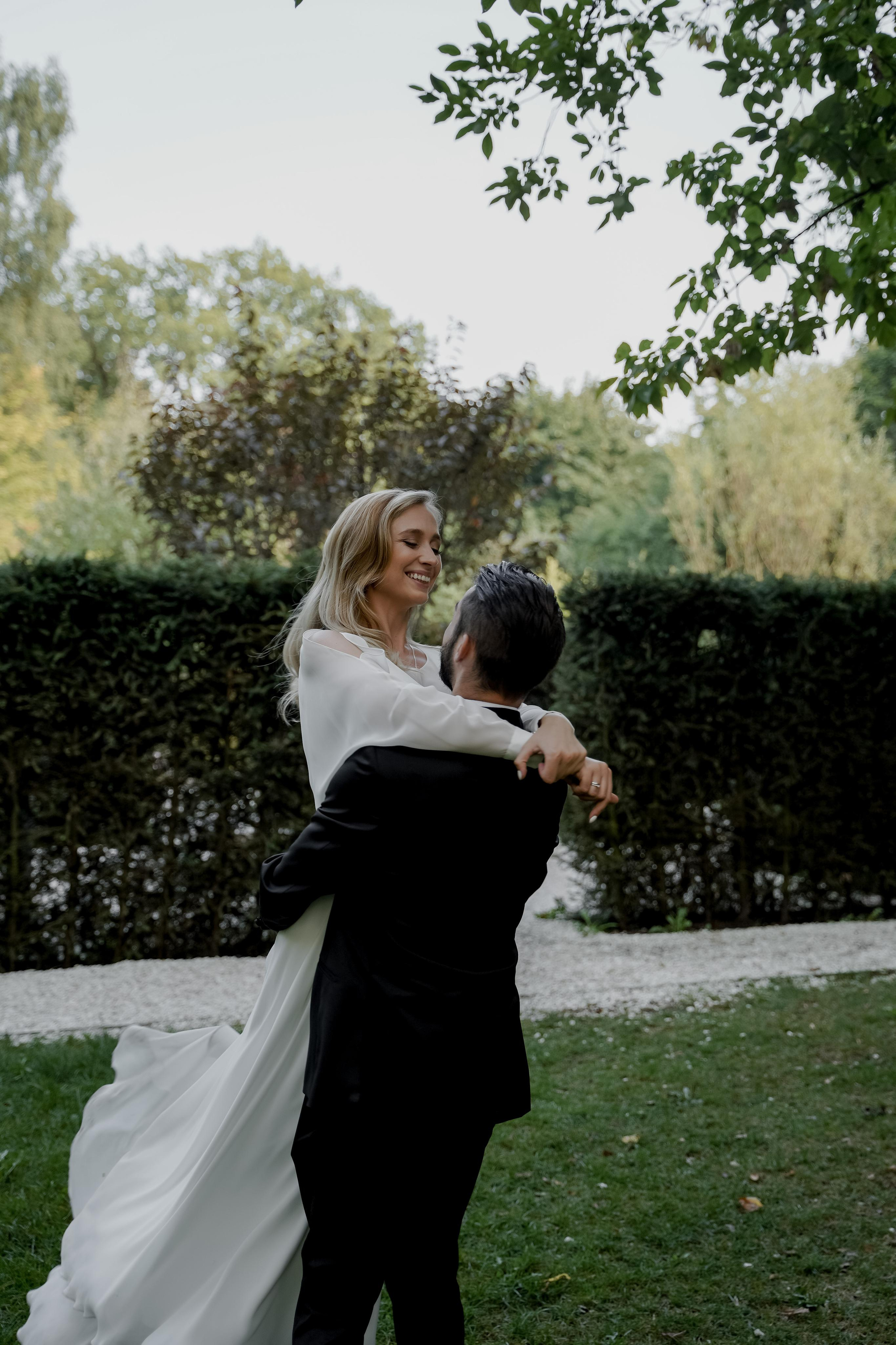 Алина и Иван. ВДНХ. Свадебный фотограф Марина Попова