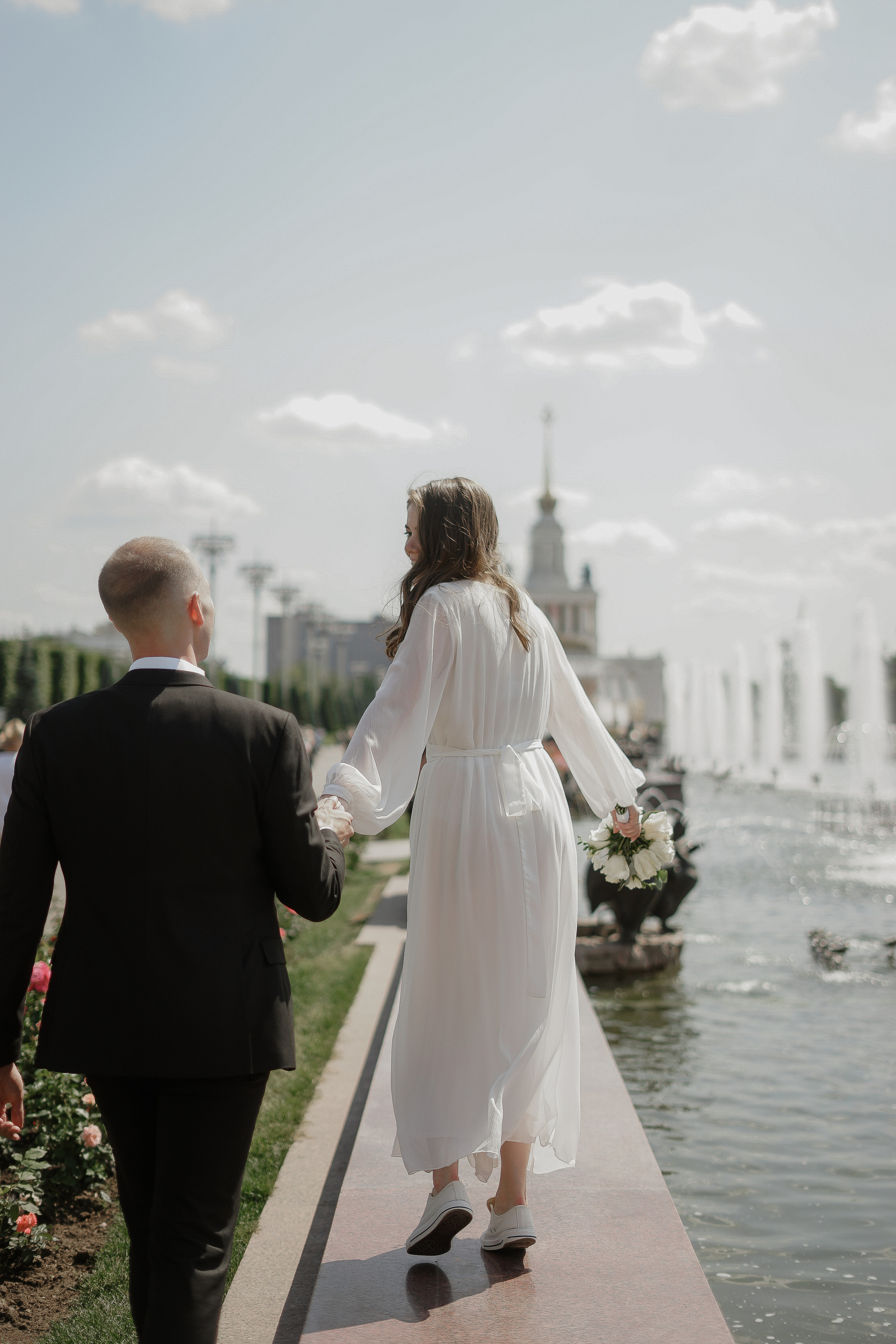 Екатерина и Никита. ВДНХ. Свадебный фотограф Марина Попова