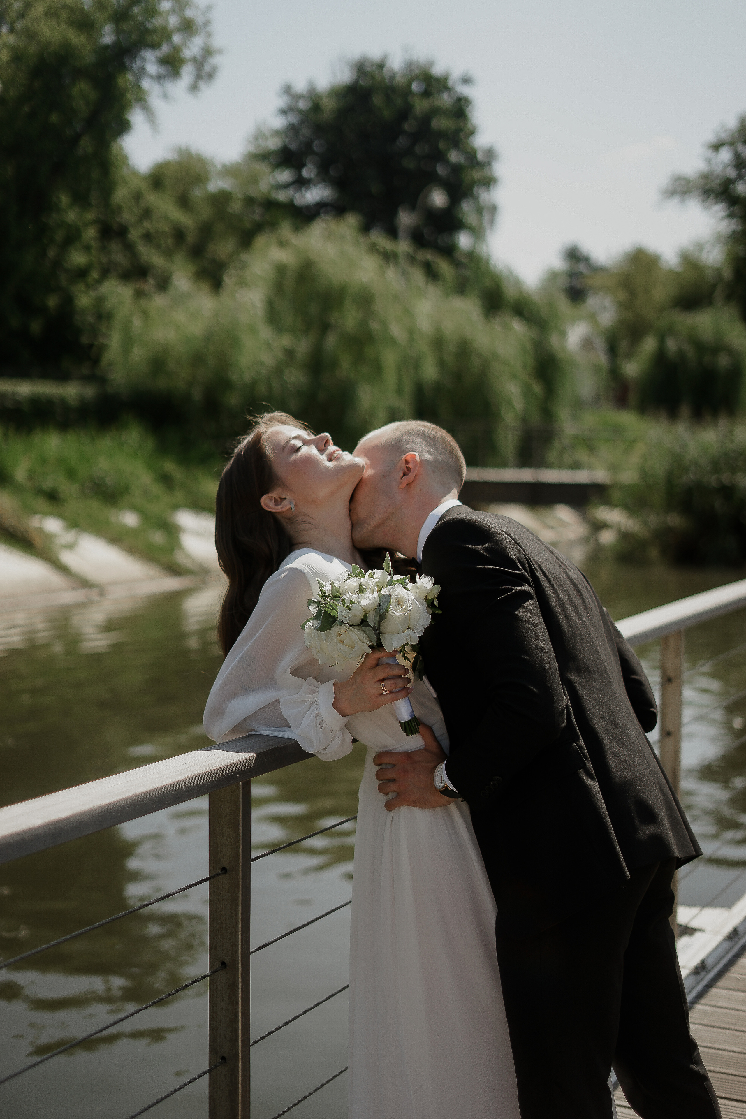 Екатерина и Никита. ВДНХ. Свадебный фотограф Марина Попова