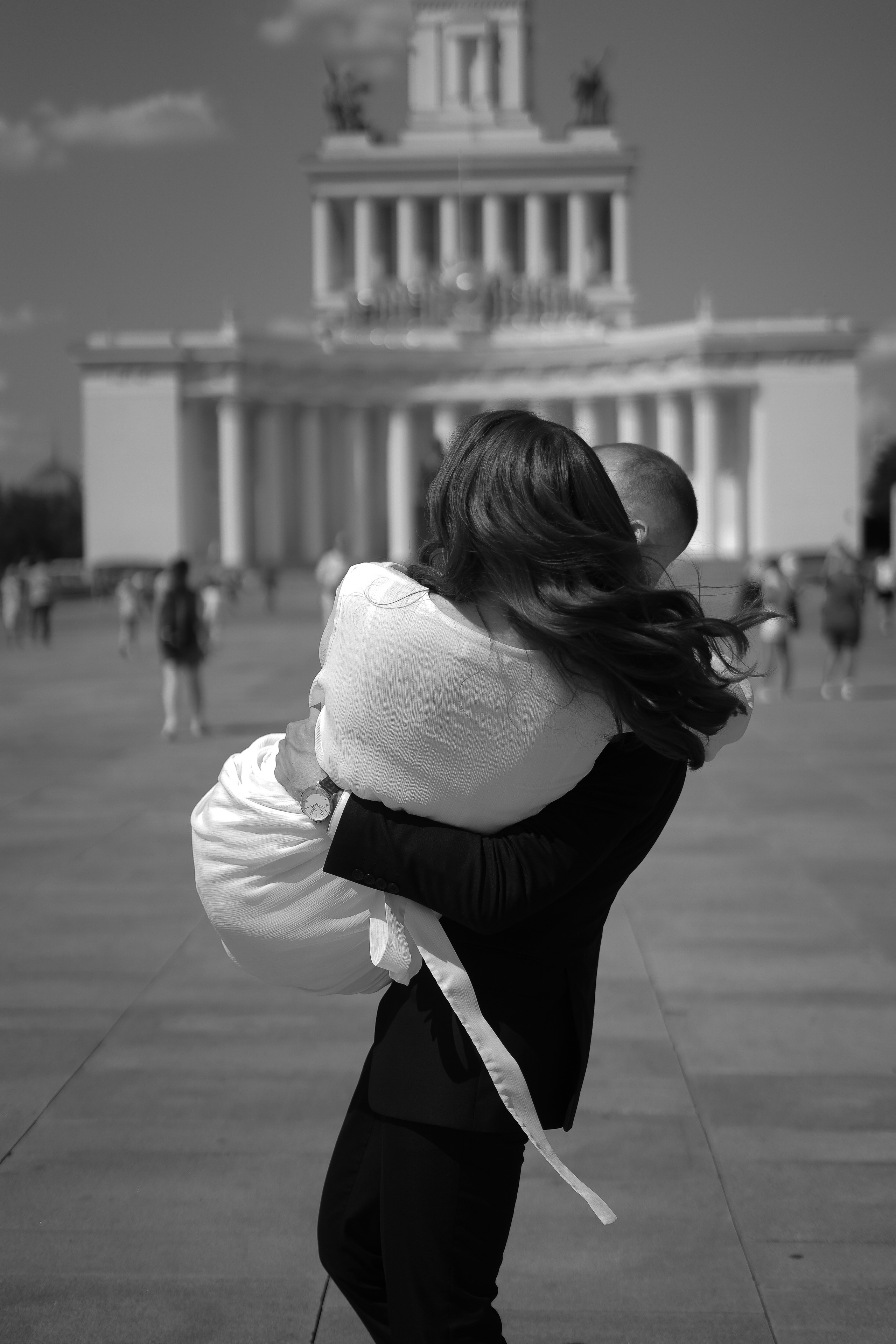 Екатерина и Никита. ВДНХ. Свадебный фотограф Марина Попова