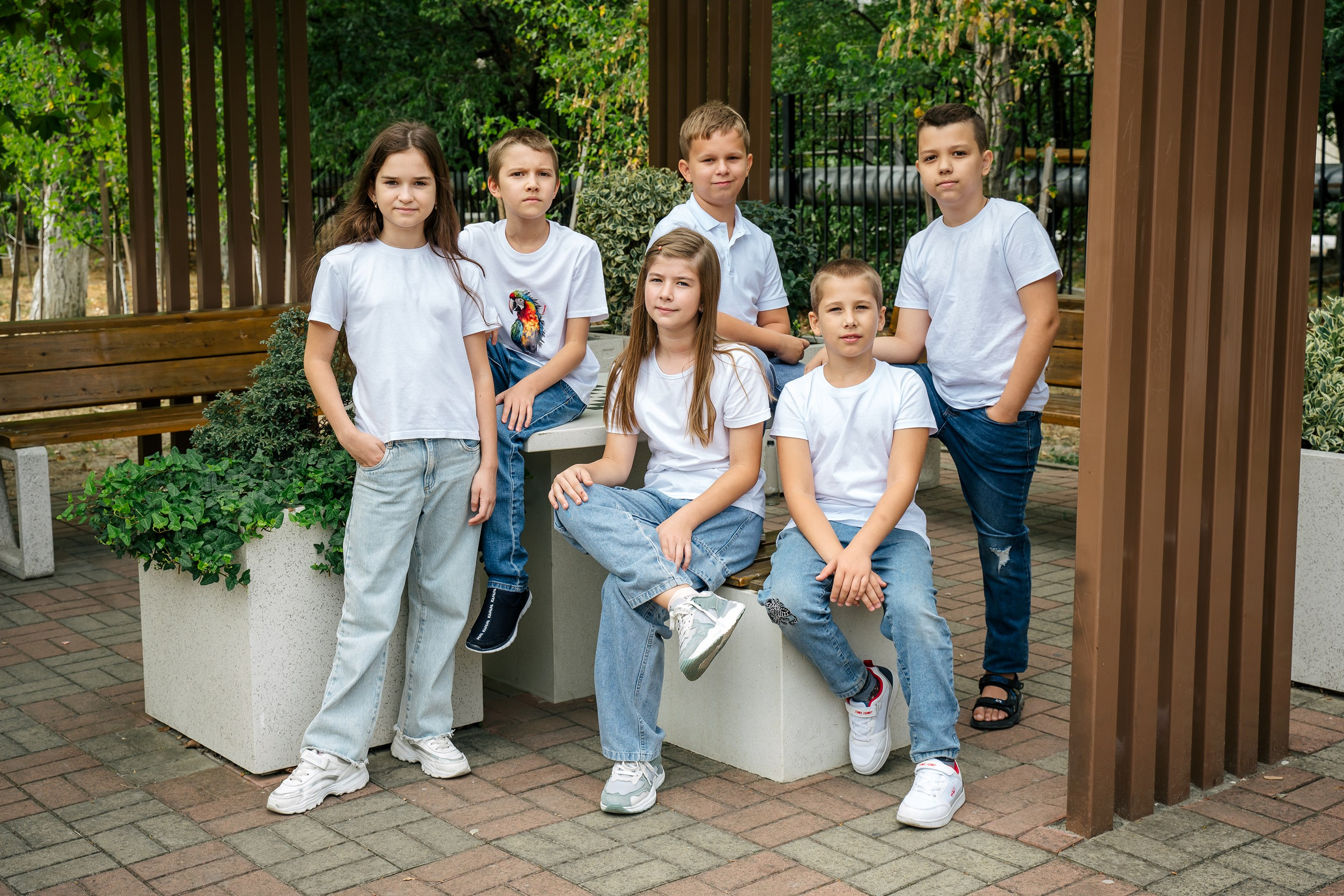 Выпускные альбомы, школьные фотосессии в городе Новороссийске