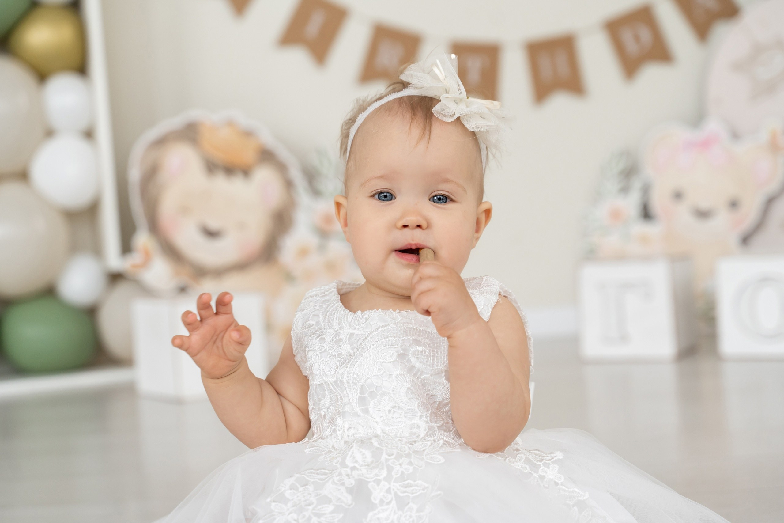 Cake smash. Фотостудия Малина в городе Улан-Удэ. Фотограф Ирина Жарникова