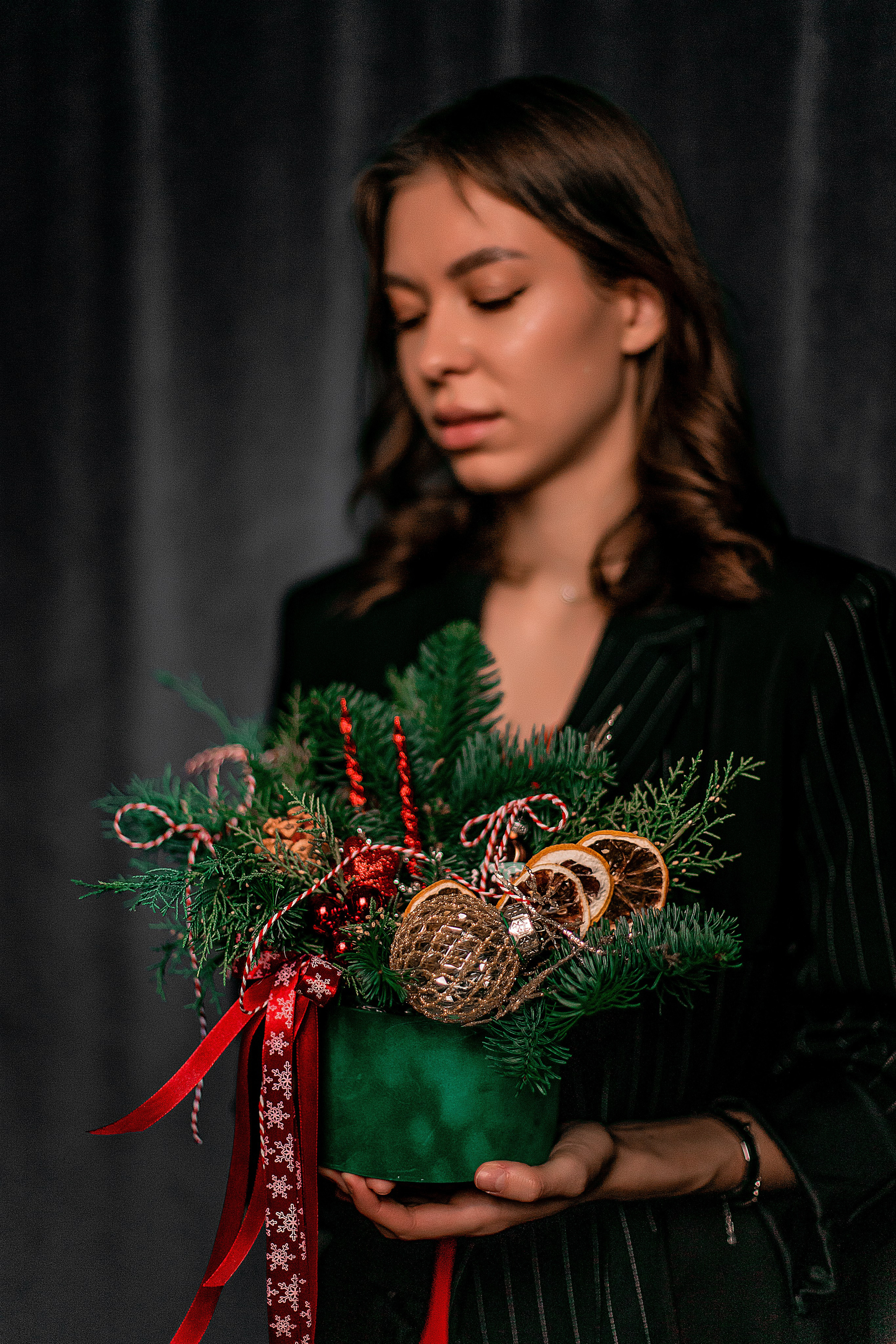 Новогодняя съемка для цветочного бутика. Семейный и индивидуальный фотограф в Ростове-на-Дону