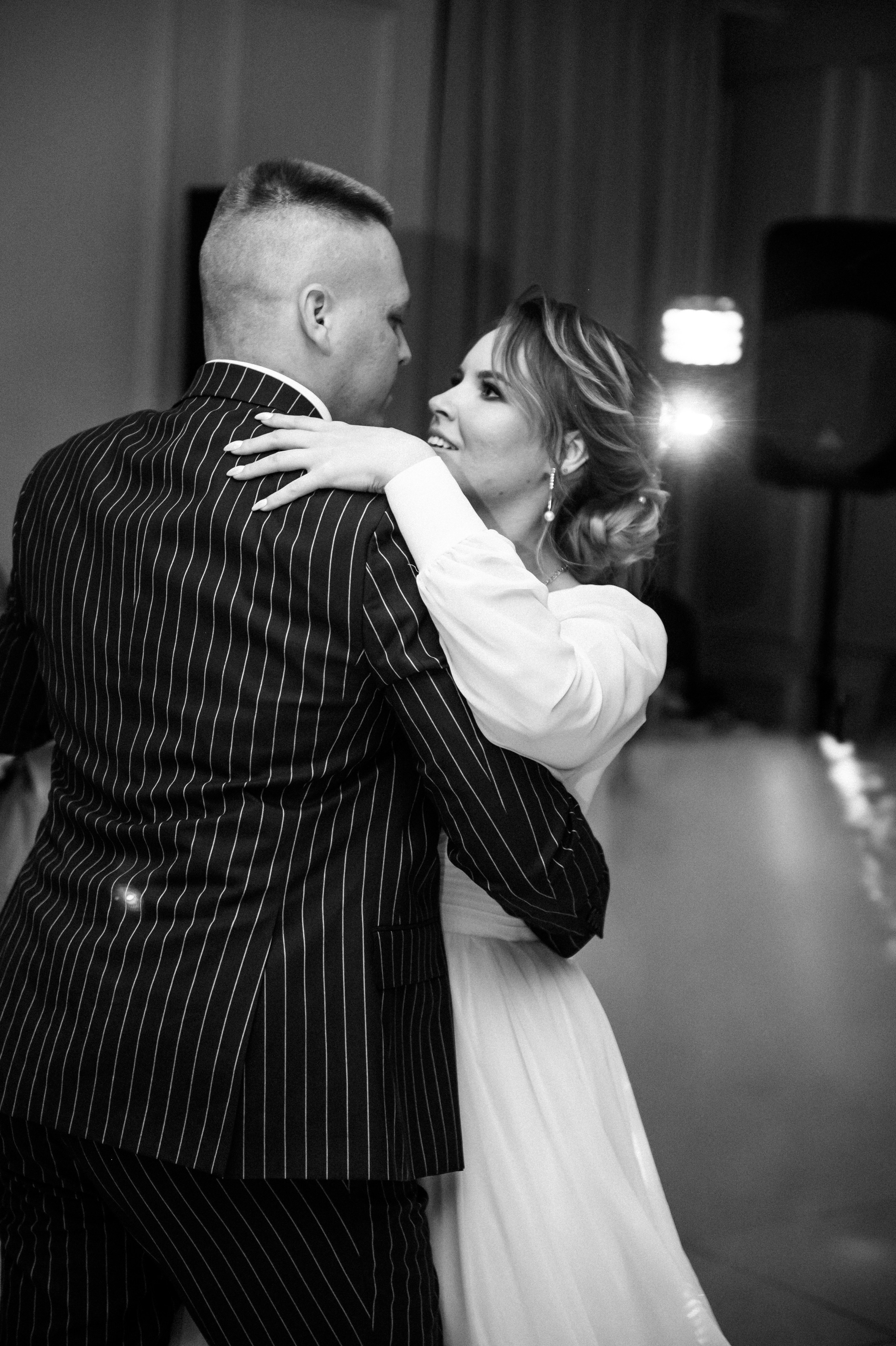 Свадебные фотографии. Фотограф в Барнауле Дарья Бутурлакина. Люби.Цени.Касайся