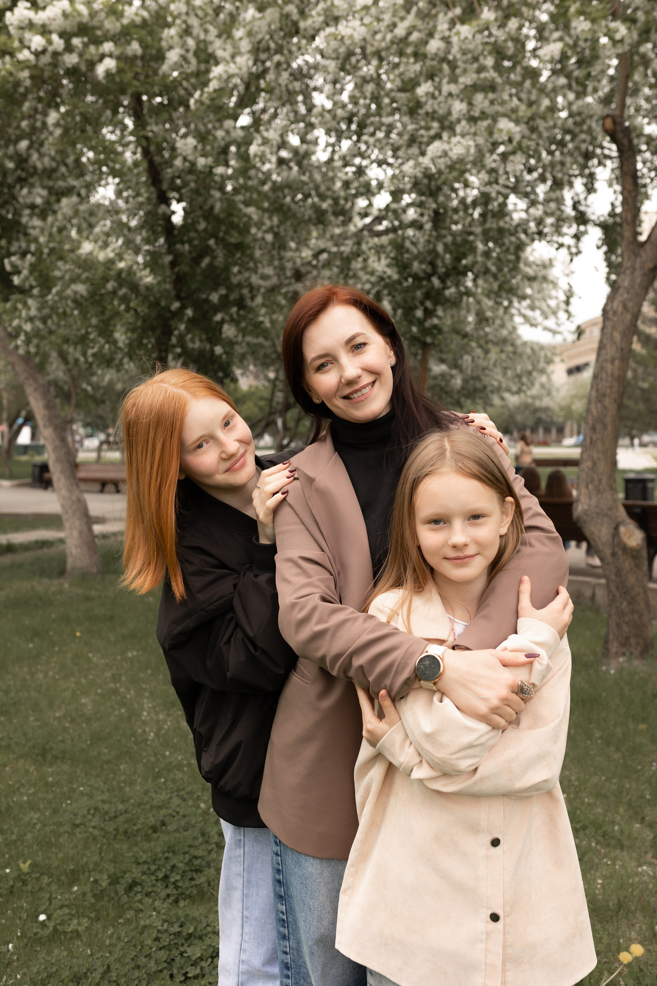 Дарья, Флора и Александра. Семейный и женский фотограф, стильный репортаж в г. Новосибирск