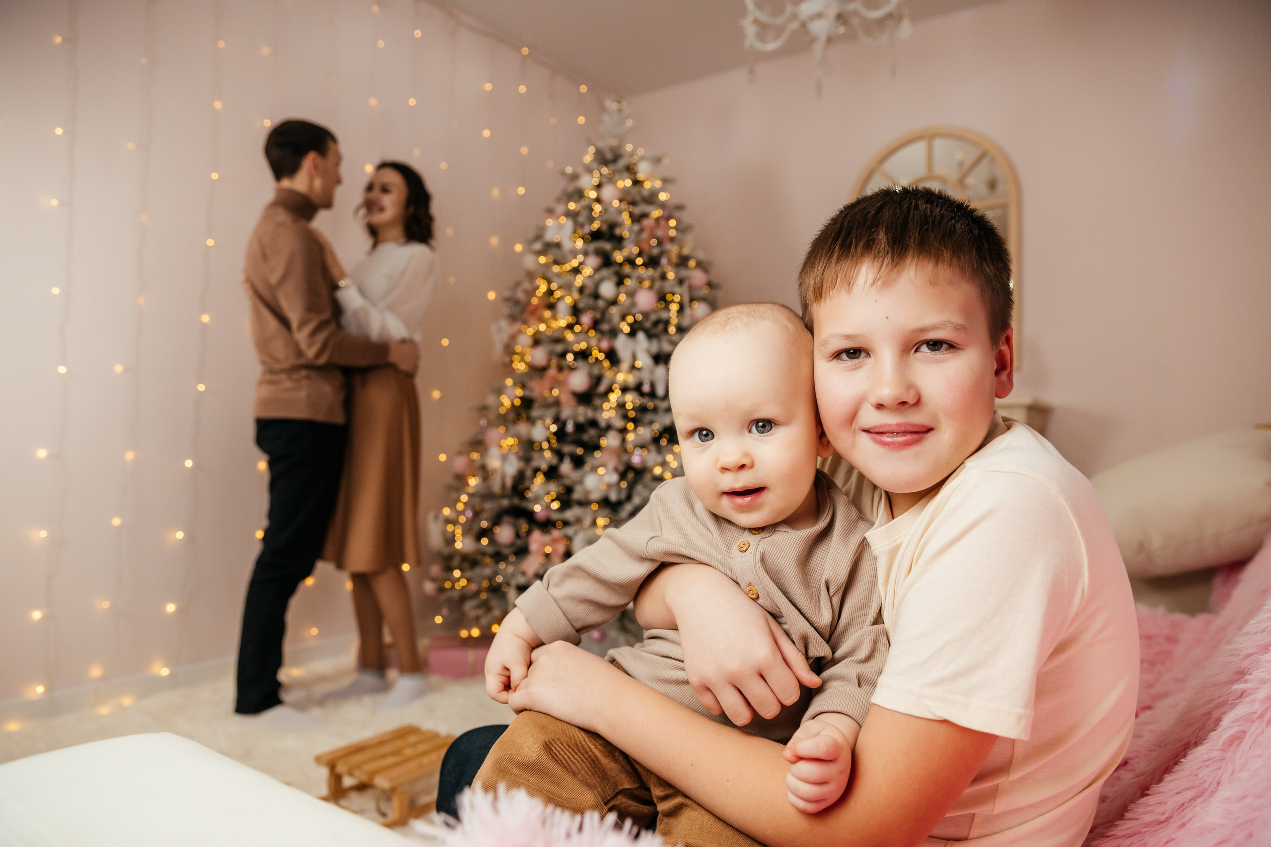 Семья Ивановых. Фотозона в Утане. Семейный фотограф в Чите Татьяна Фирсова