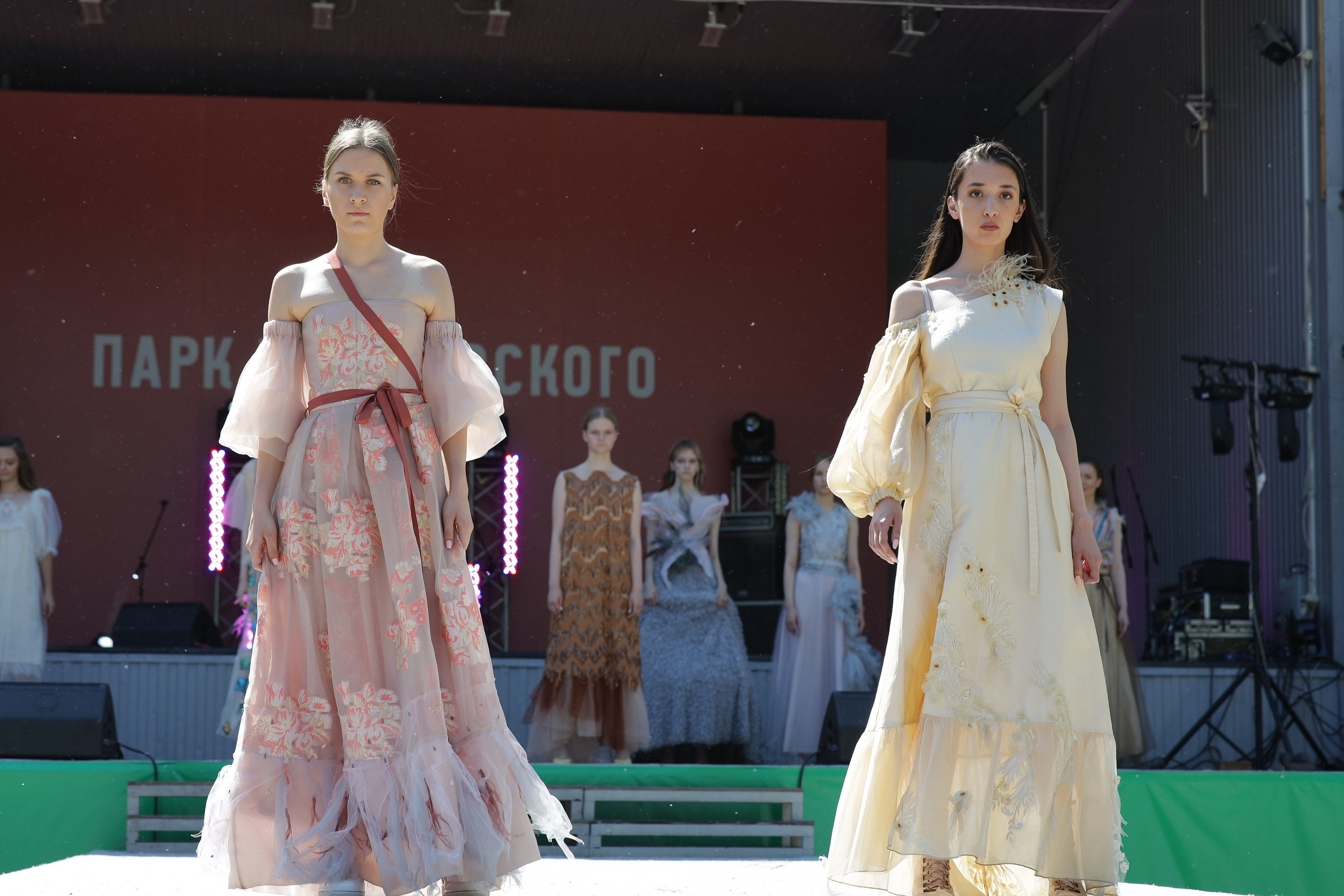 Модный показ 2023. Фотограф в Екатеринбурге Олег Алексеев. Фотосессия в Екатеринбурге