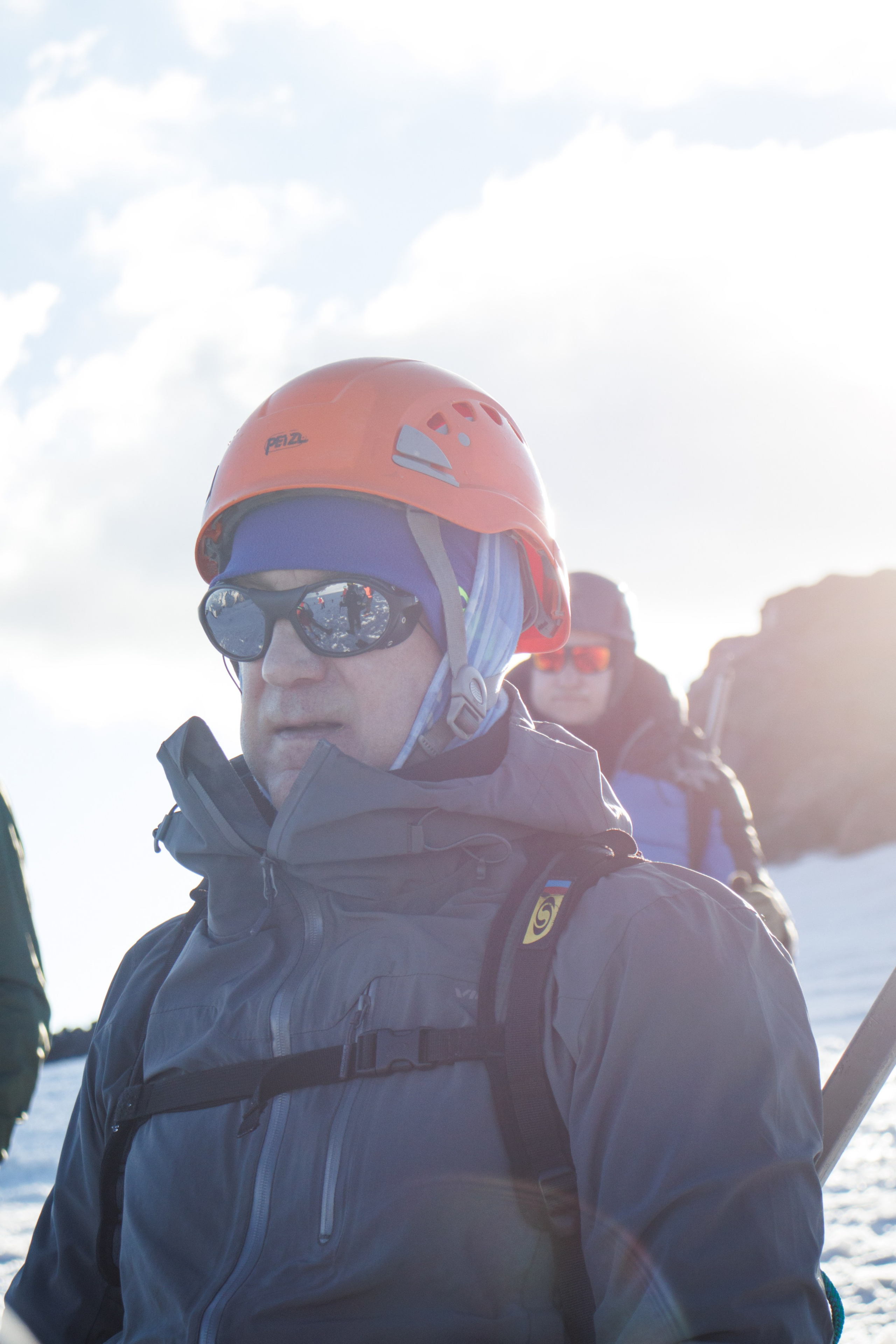 Снежно-ледовые занятия. Фотограф на трекинг и восхождение Эльбрус, Приэльбрусье. Елизавета Бобок