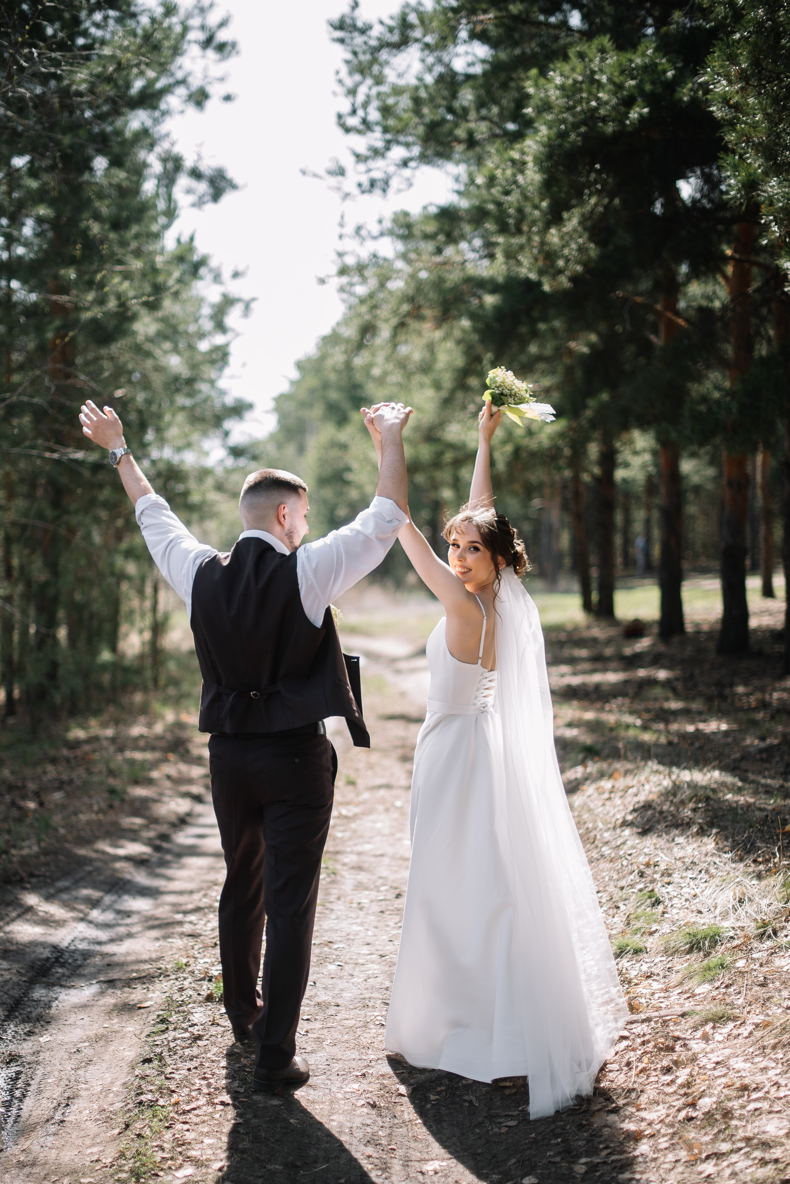 Алексей и Арина, 20.04.2024. Свадебный фотограф в Сибае Елена Самарина