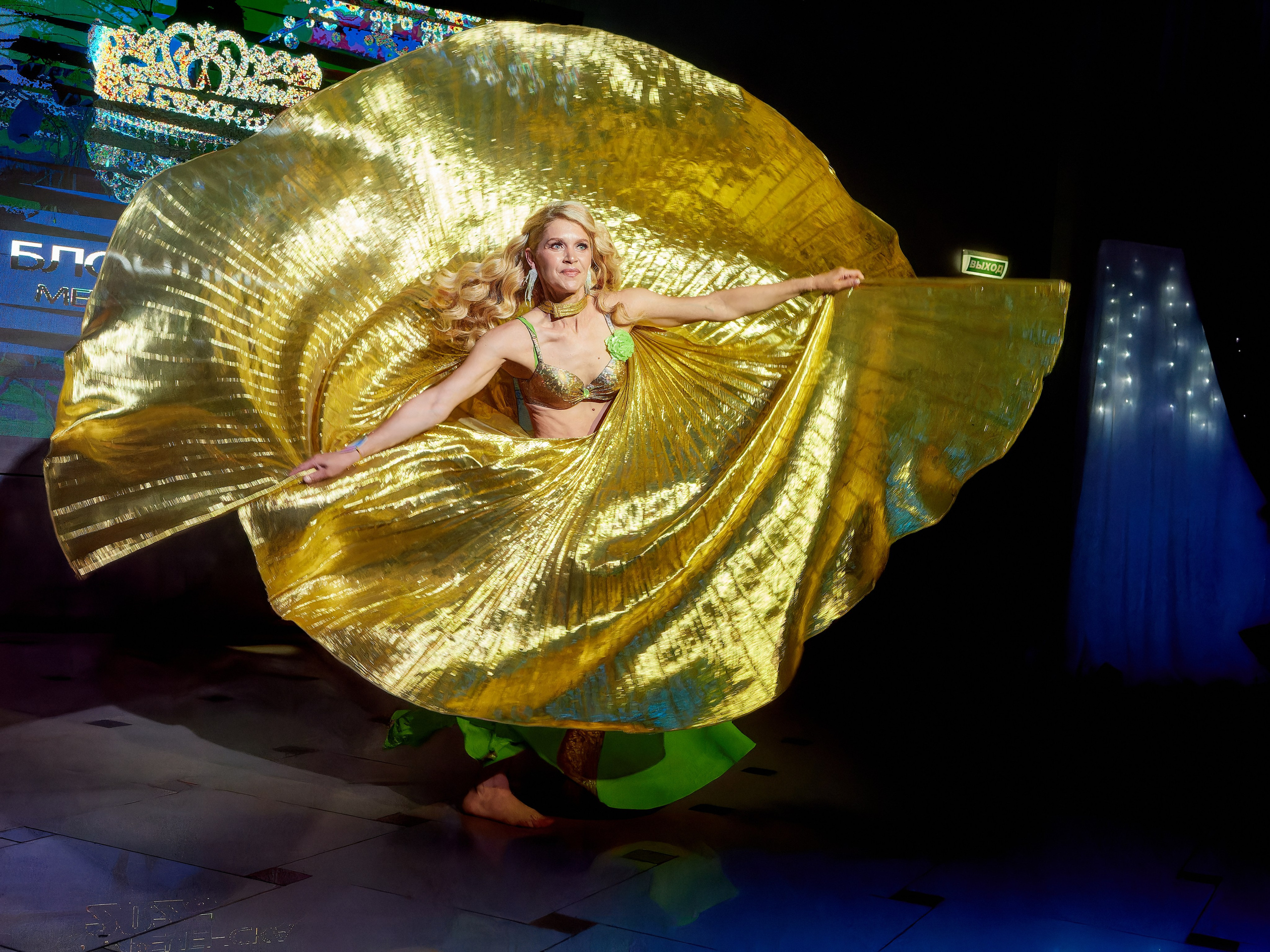 Блондинка Междуреченска. Семейный и детский фотограф в Междуреченск Олег Бамбульский