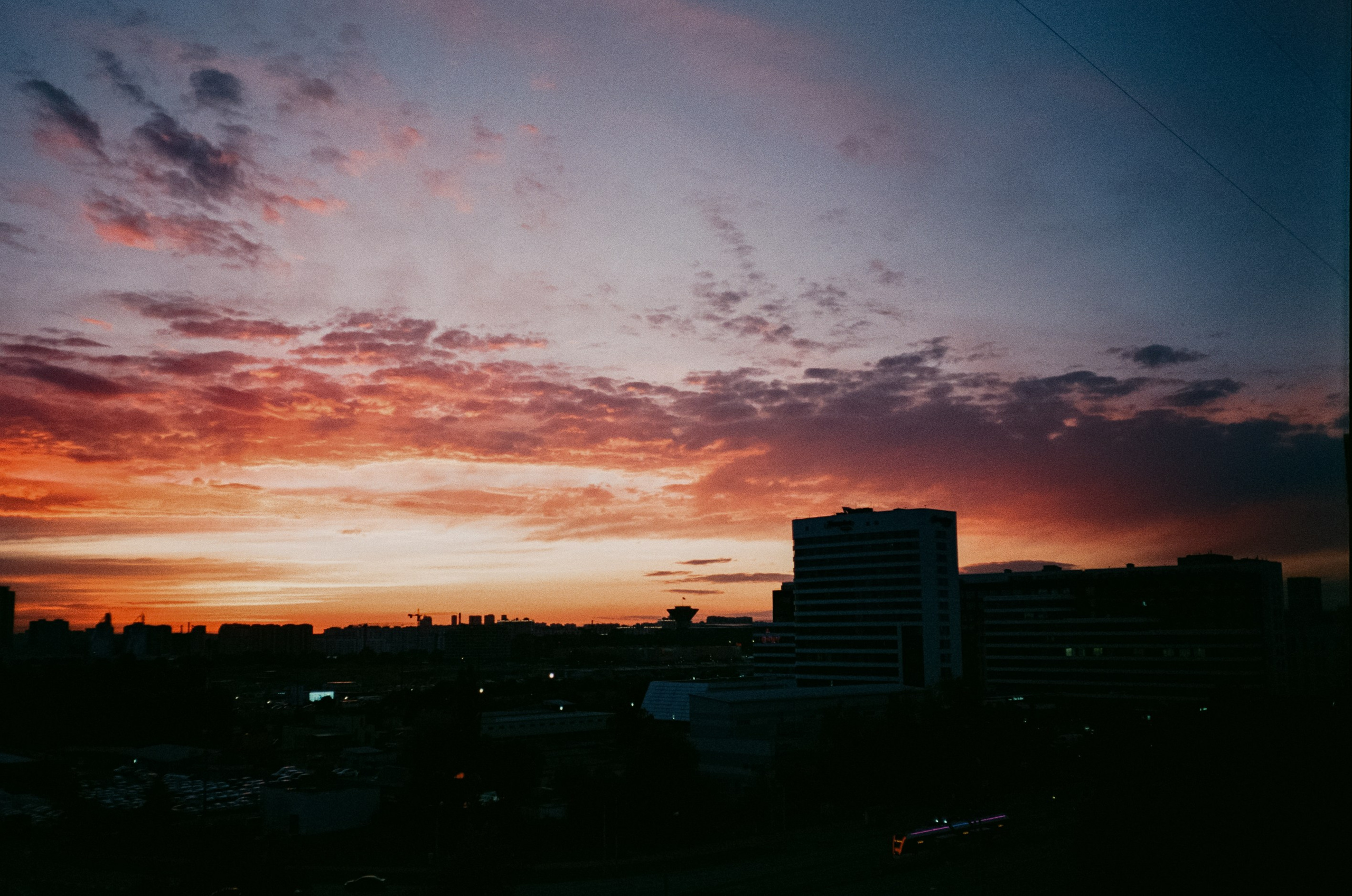 Ricoh MF-1 / Fujifilm X-tra 400 (просрочка) / Закат Строгино, Давыдовс