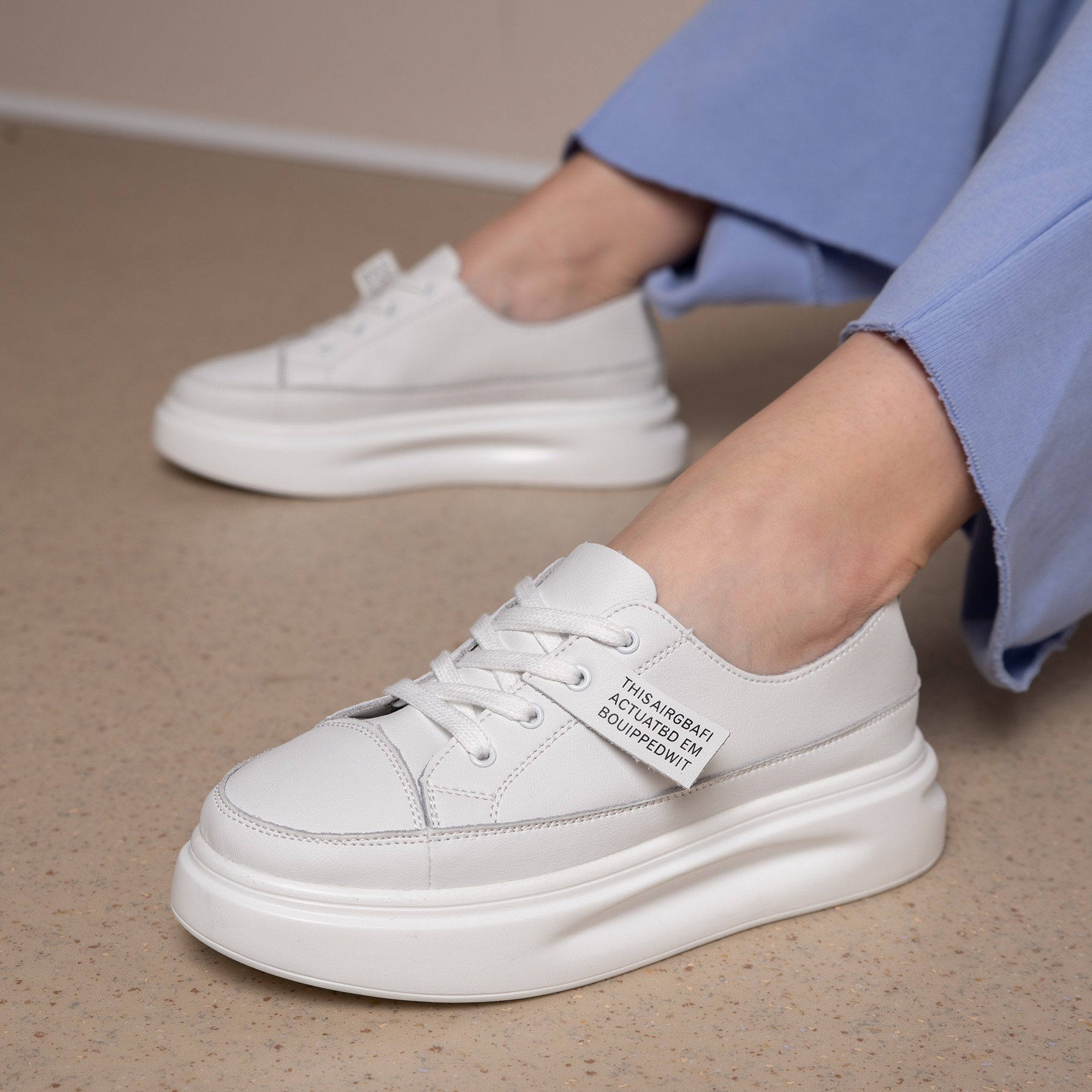 Обувь на модели. Фотограф Юлия Зимина