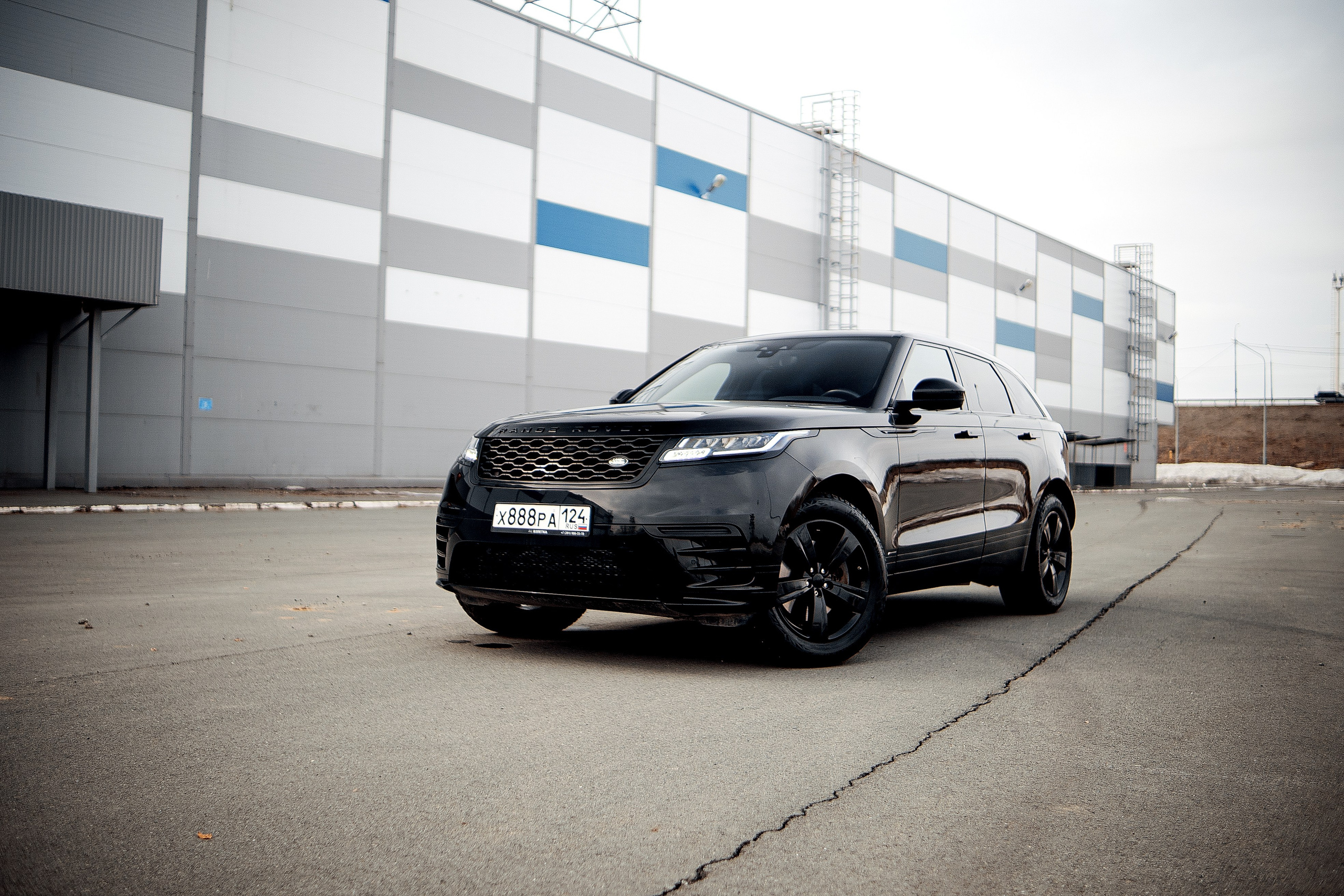 RANGE ROVER VELAR. Фотограф в Новосибирске Владислав Унтерберг