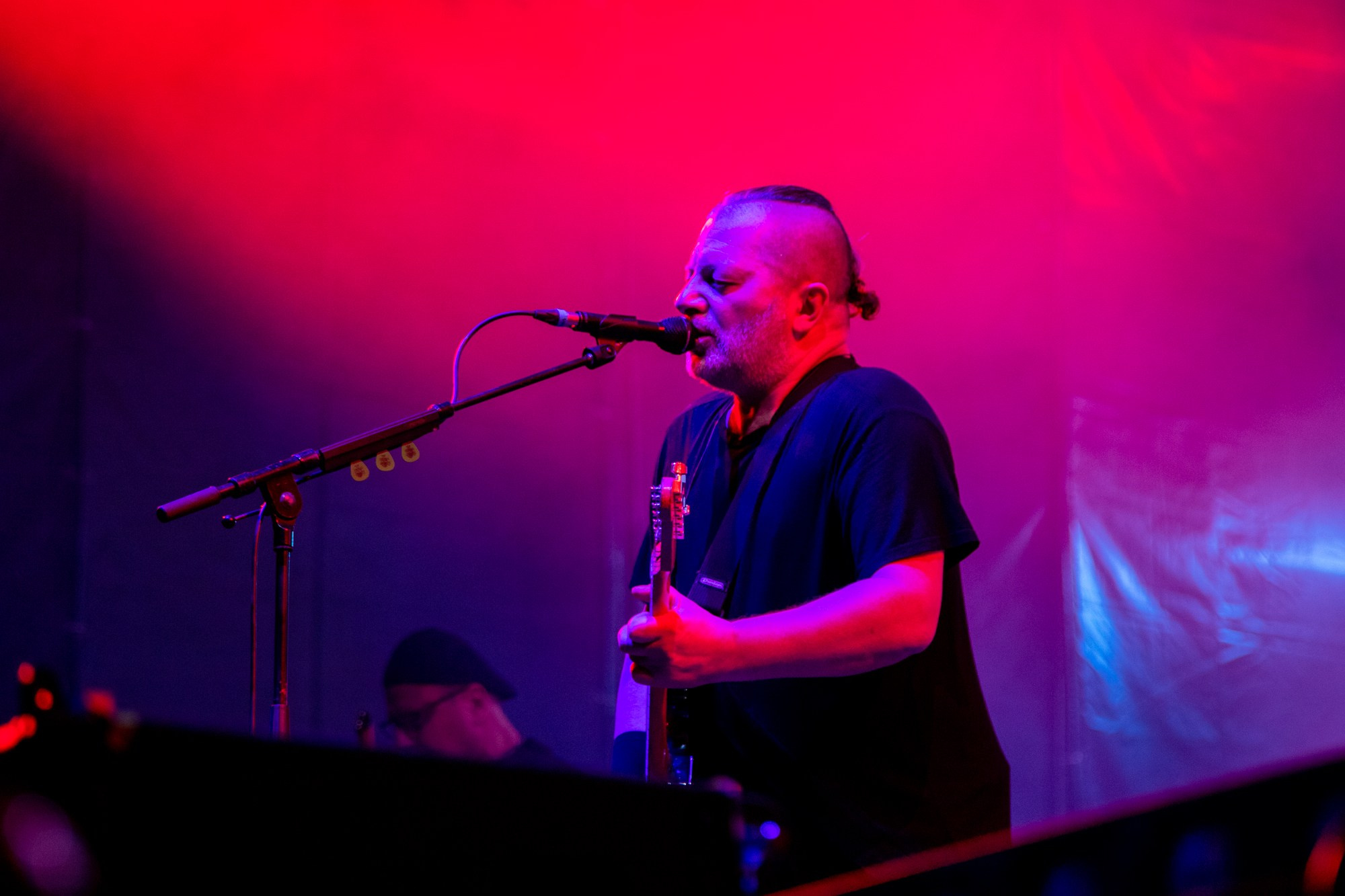 Вадим Самойлов «Агата Кристи». Репортажный, промышленный и маркетплейс-фотограф Дмитрий Чернат