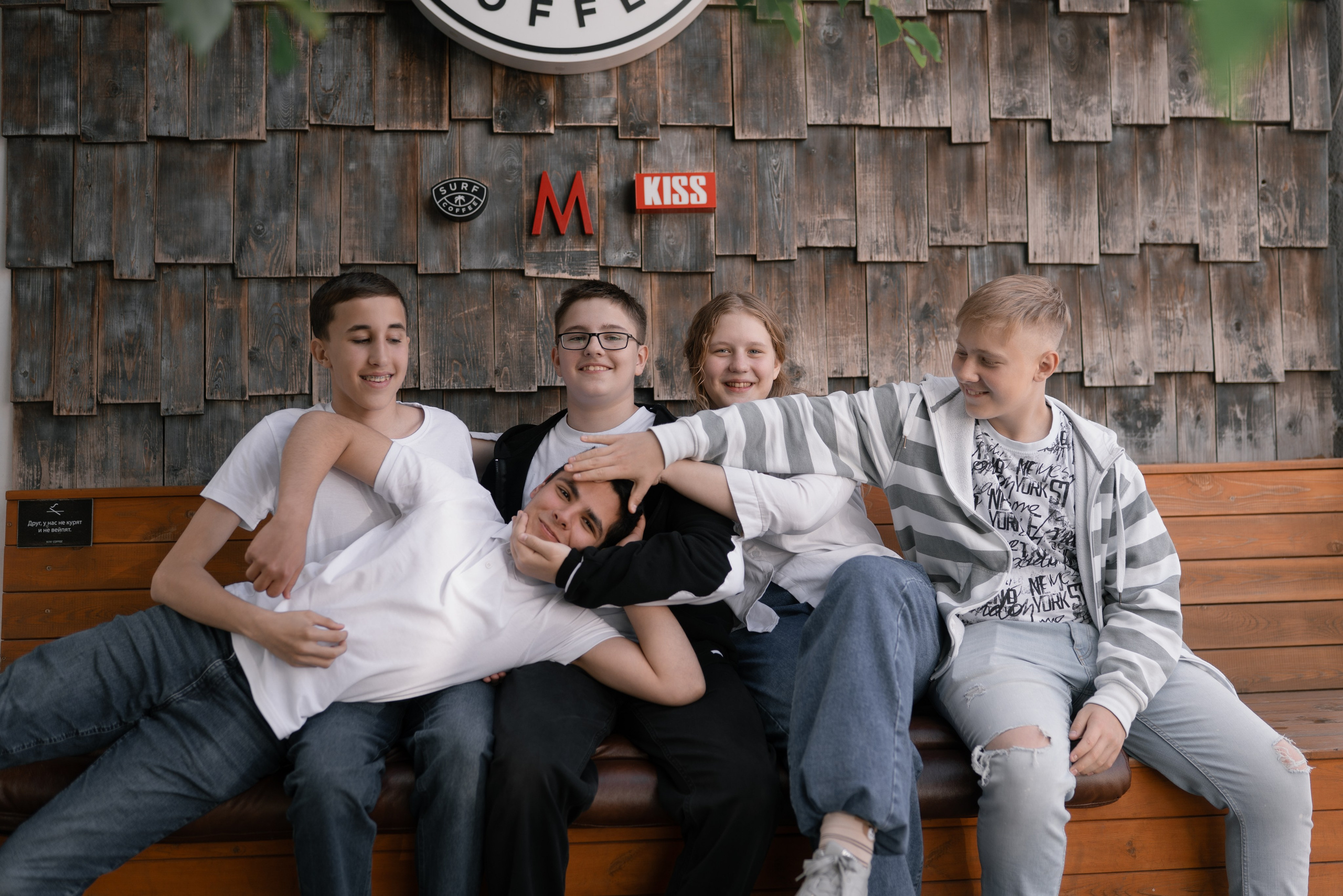 Город- старшая школа. Выпускные альбомы Натальи Бутко: Новороссийск, Анапа, Геленджик