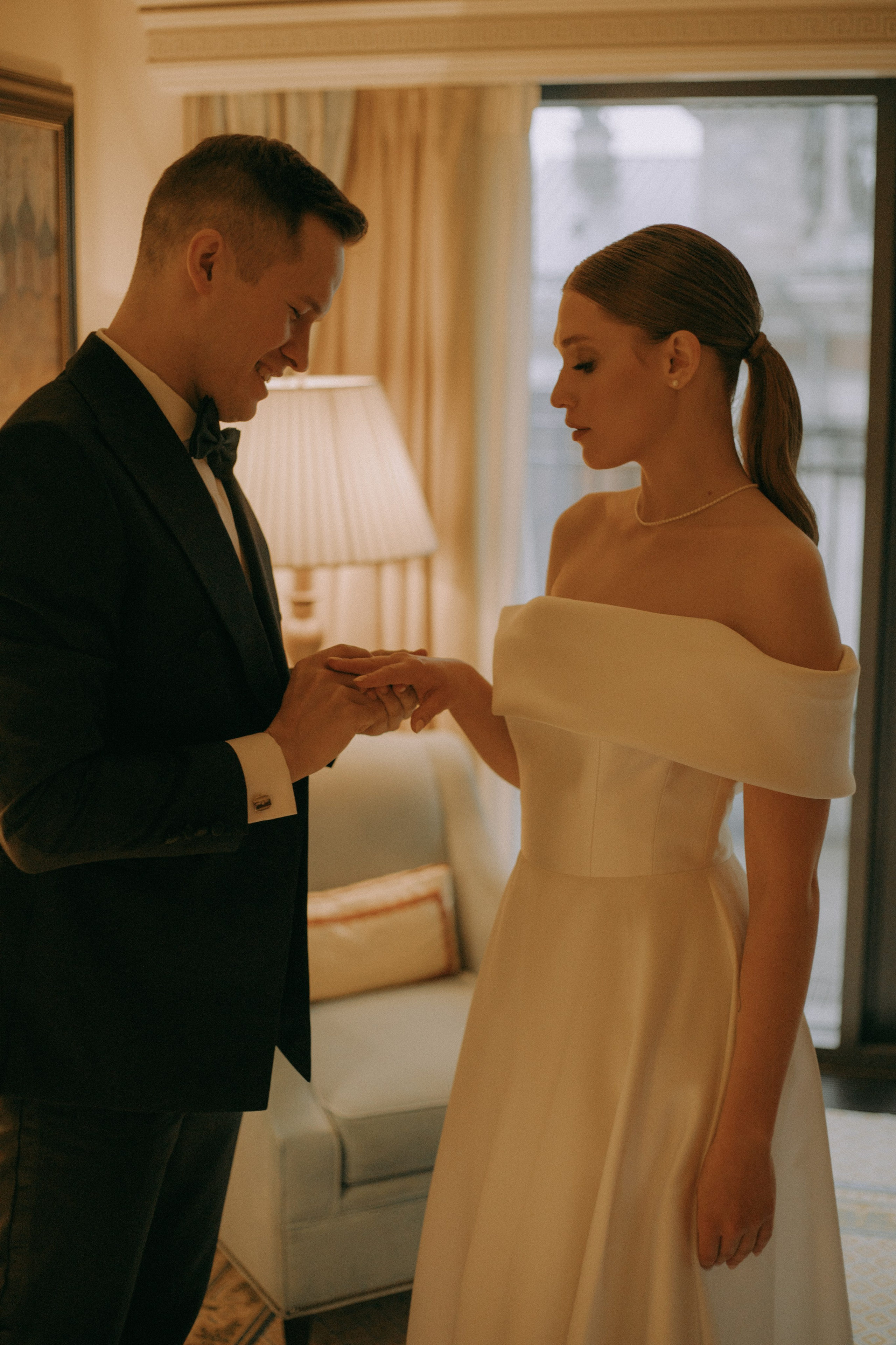 Роман и Валерия. Главная