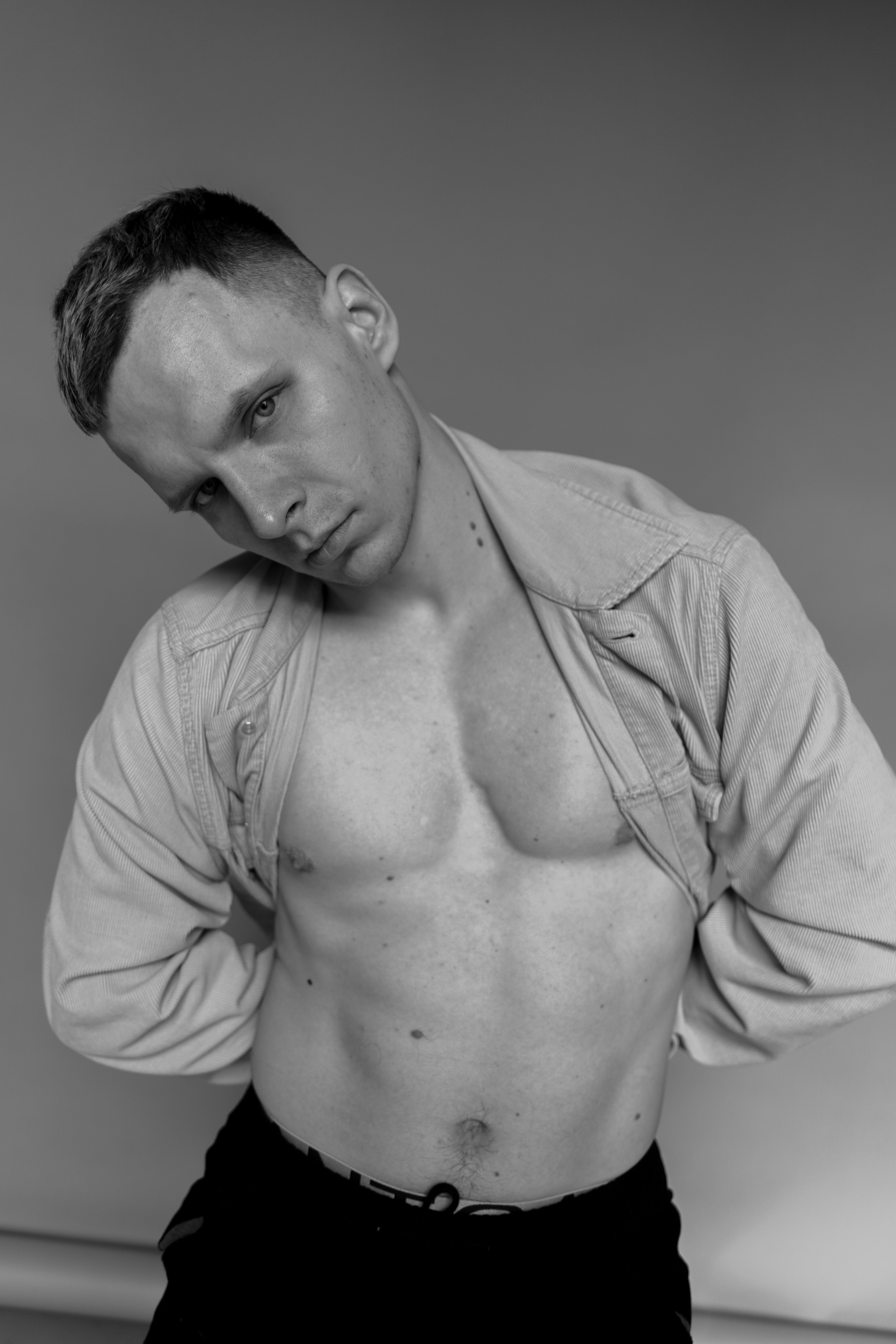 Мужская съёмка в студии. Фотограф Елизавета Потешкина
