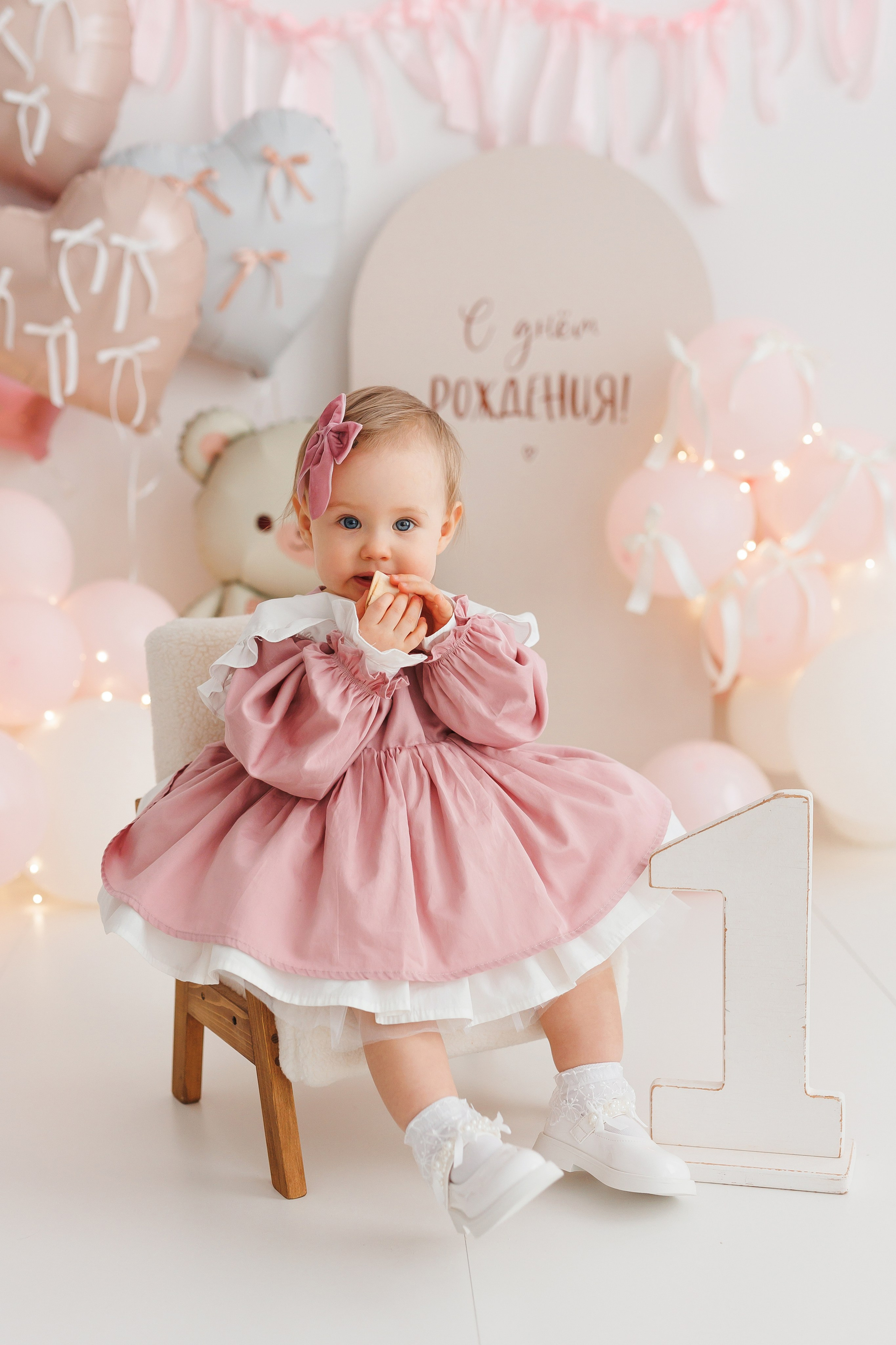 Годики девочки. Профессиональная детская и семейная фотостудия в Краснодаре