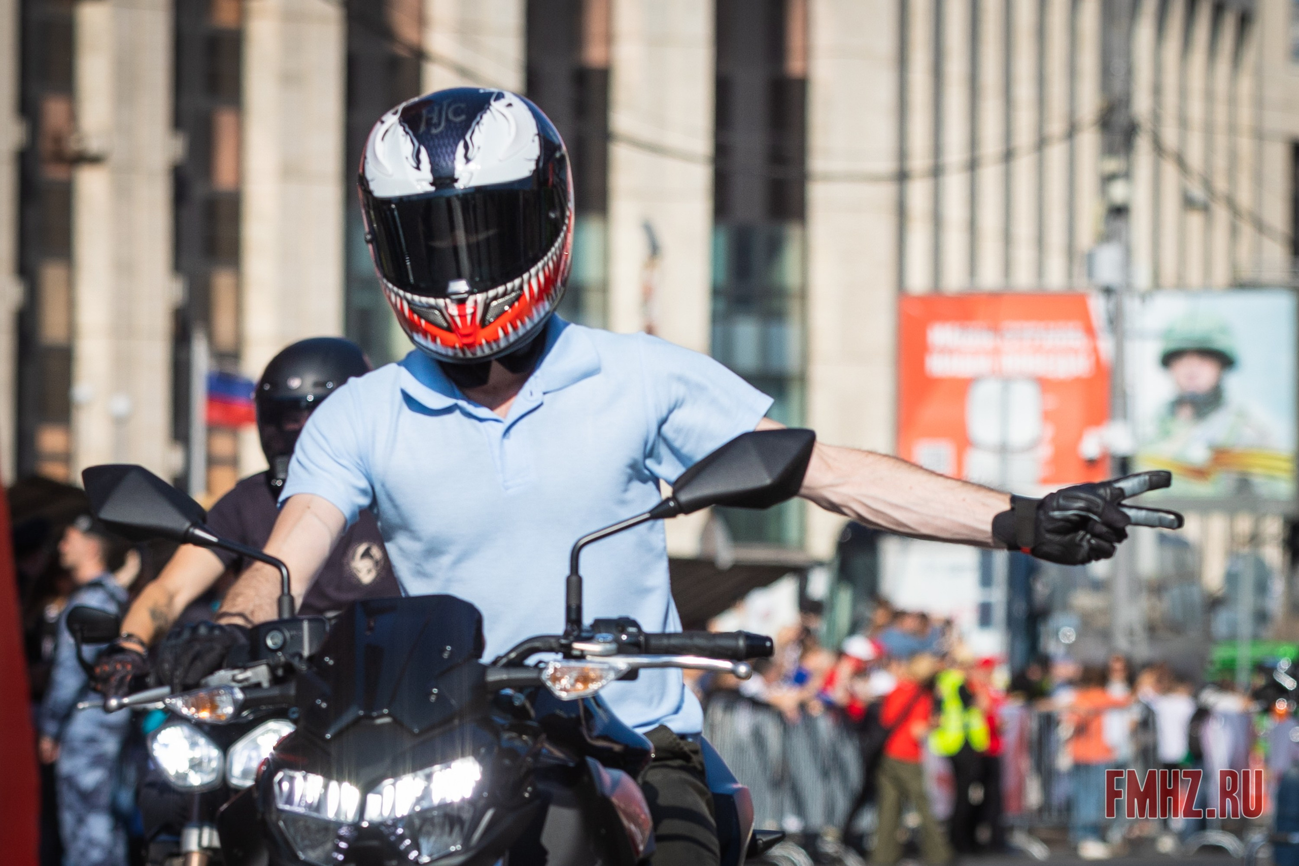 Закрытие Мотосезона 2023 на проспекте Академика Сахарова. Фотограф Владимир Охрименко