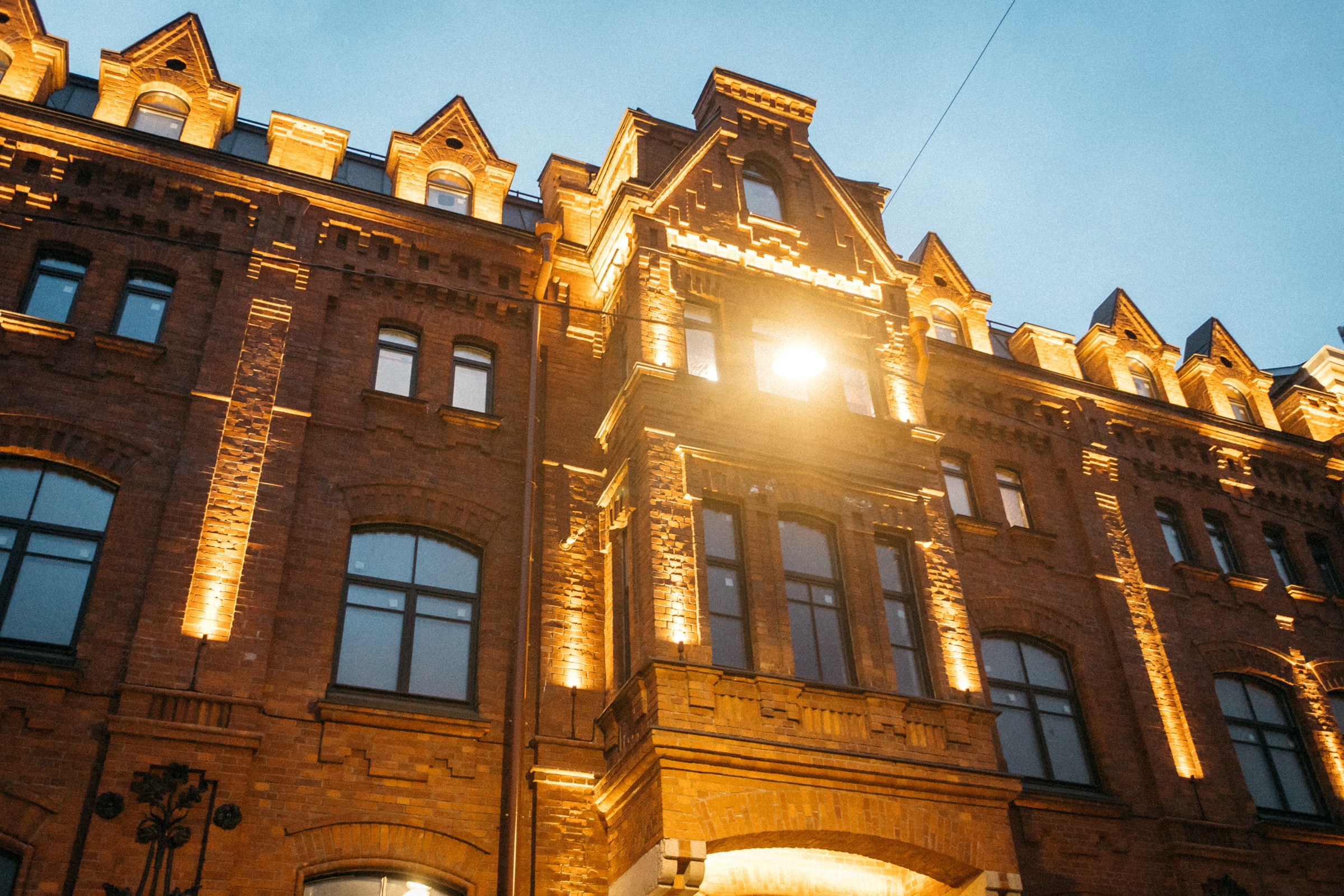 Позитивный репортажный фотограф на День Рождение, юбилей Питер