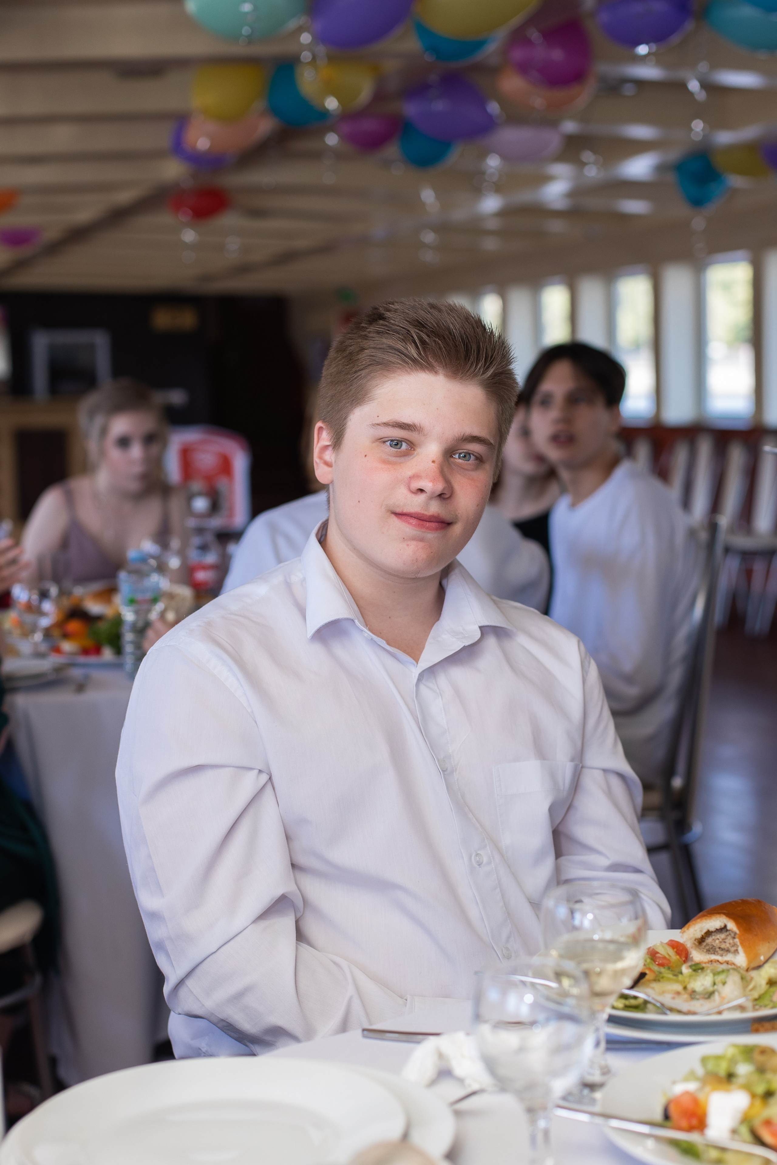 Выпускной на теплоходе Ривьера. Фотограф в Москве Десятова Ксения